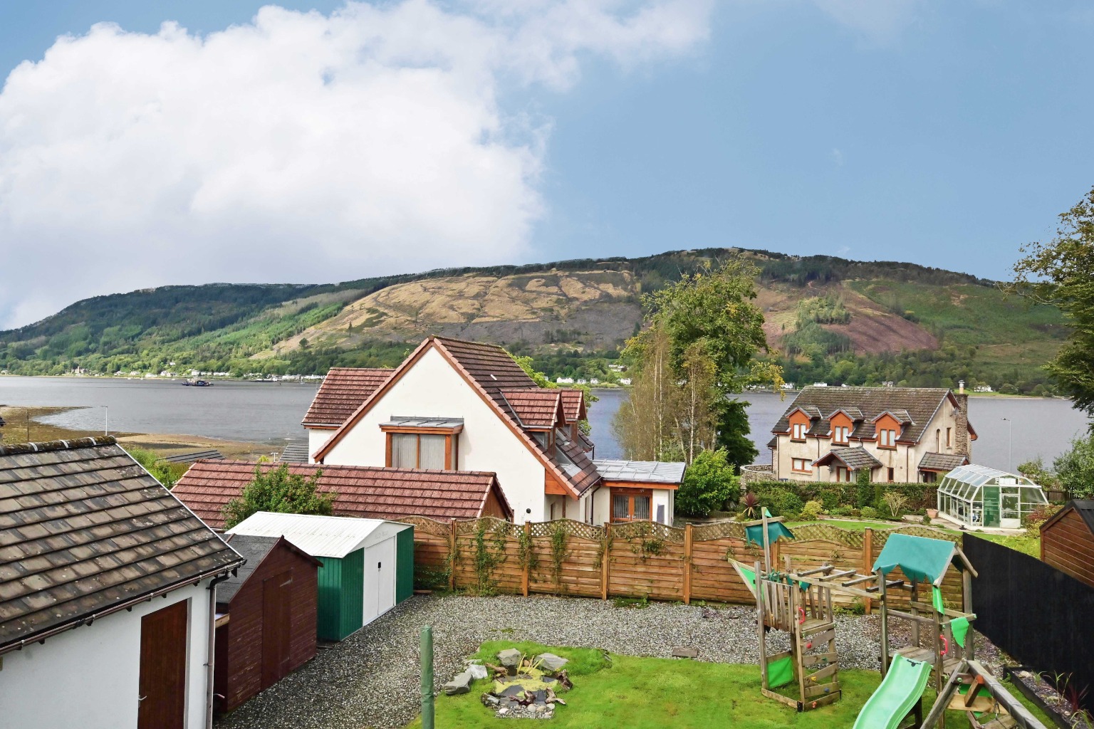 4 bed detached house for sale in Ferrymans, Dunoon  - Property Image 3