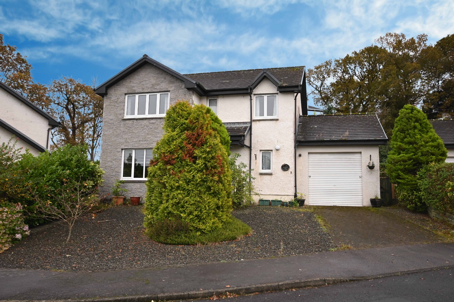 4 bed detached house for sale in Pier Road, Dunoon  - Property Image 1