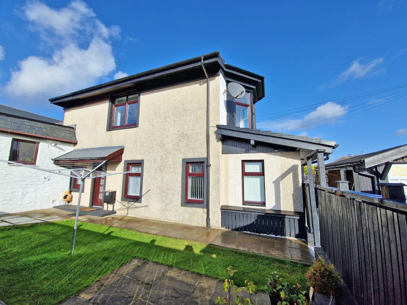 2 bed semi-detached house for sale in Victoria Road, Dunoon  - Property Image 1