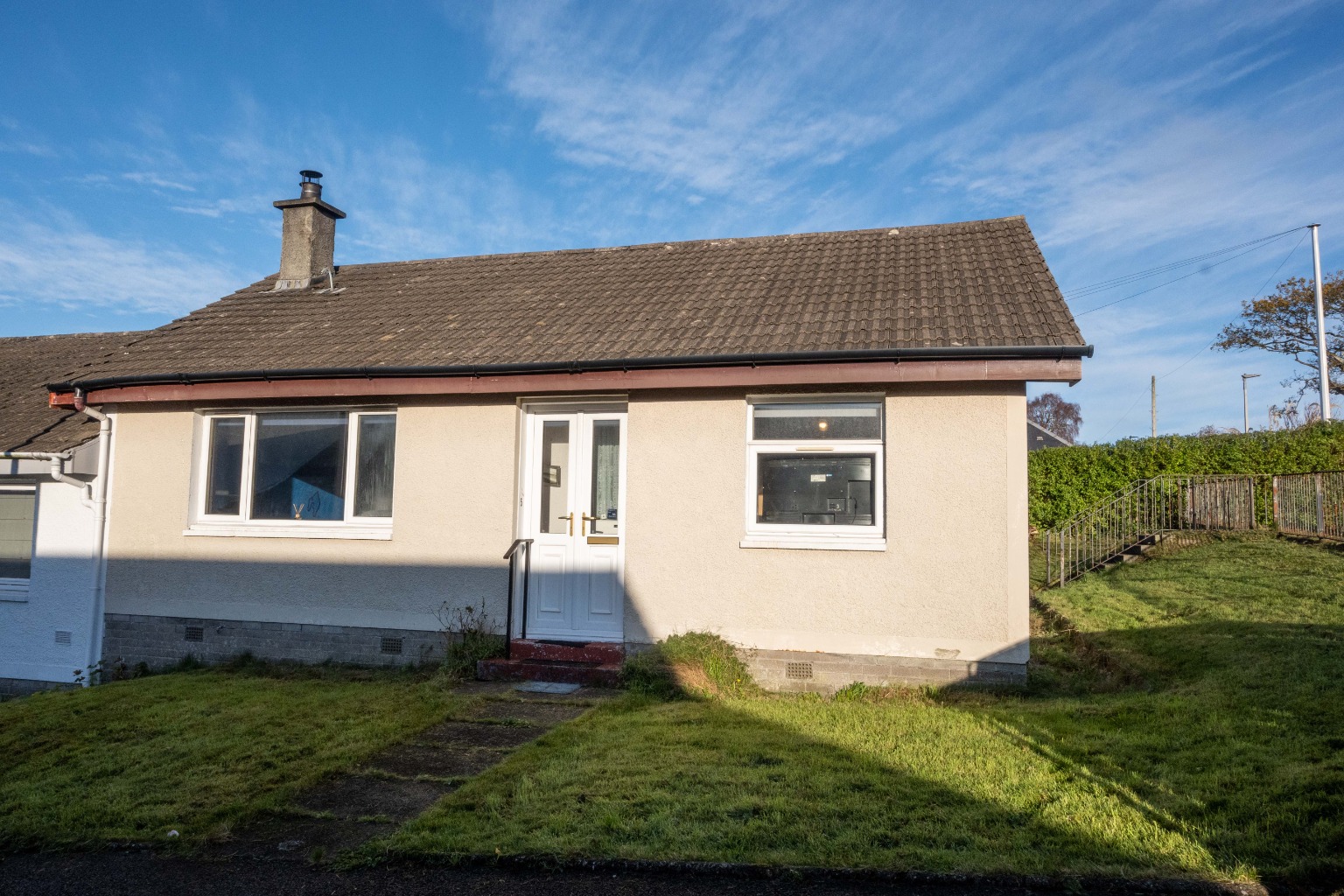 1 bed semi-detached bungalow for sale in Park Road, Dunoon  - Property Image 1