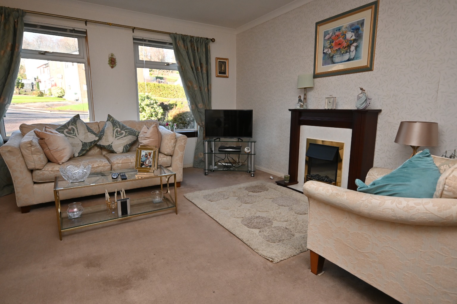 2 bed semi-detached house for sale in Cammesreinach Crescent, Dunoon  - Property Image 4