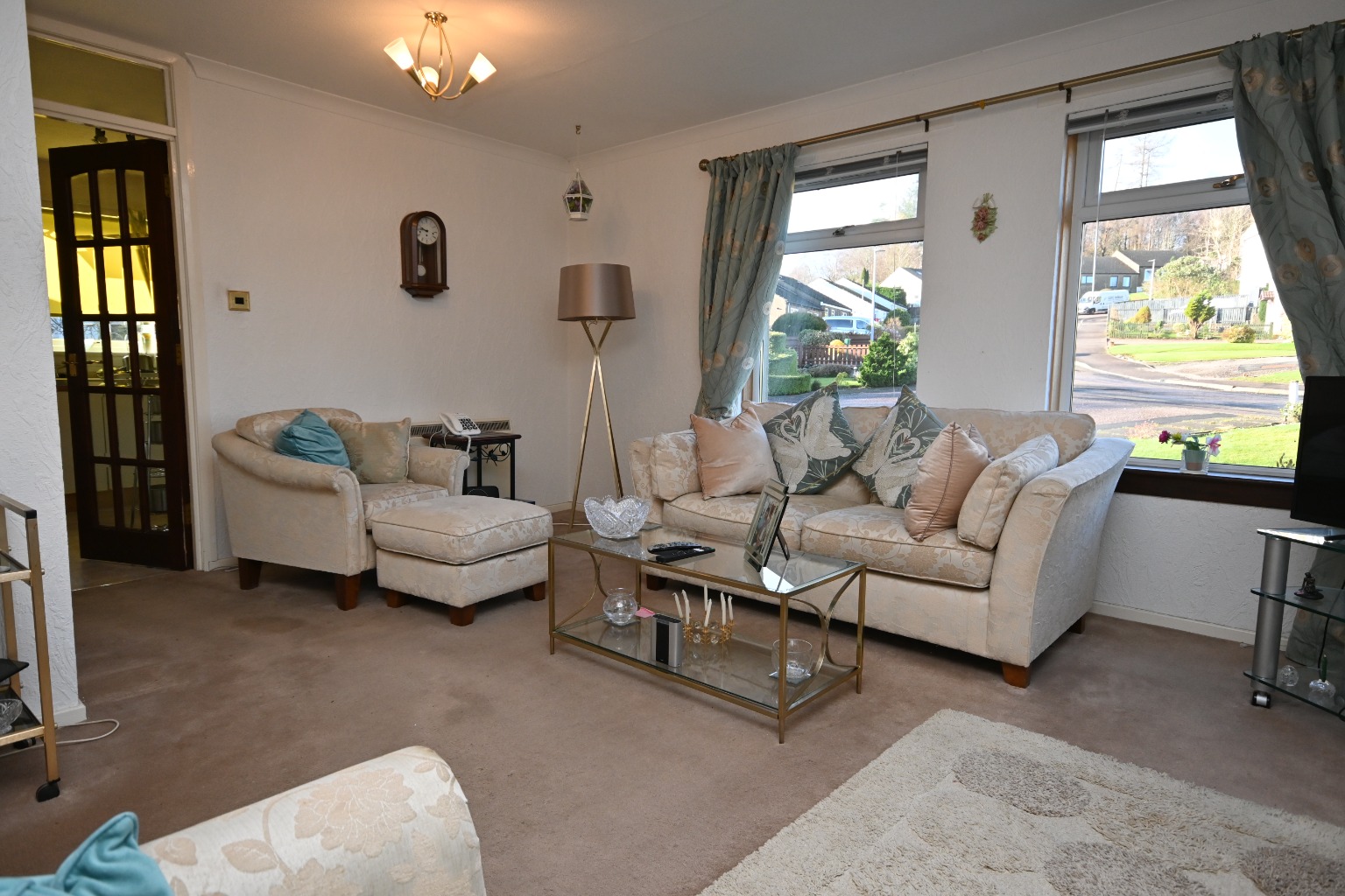 2 bed semi-detached house for sale in Cammesreinach Crescent, Dunoon  - Property Image 6