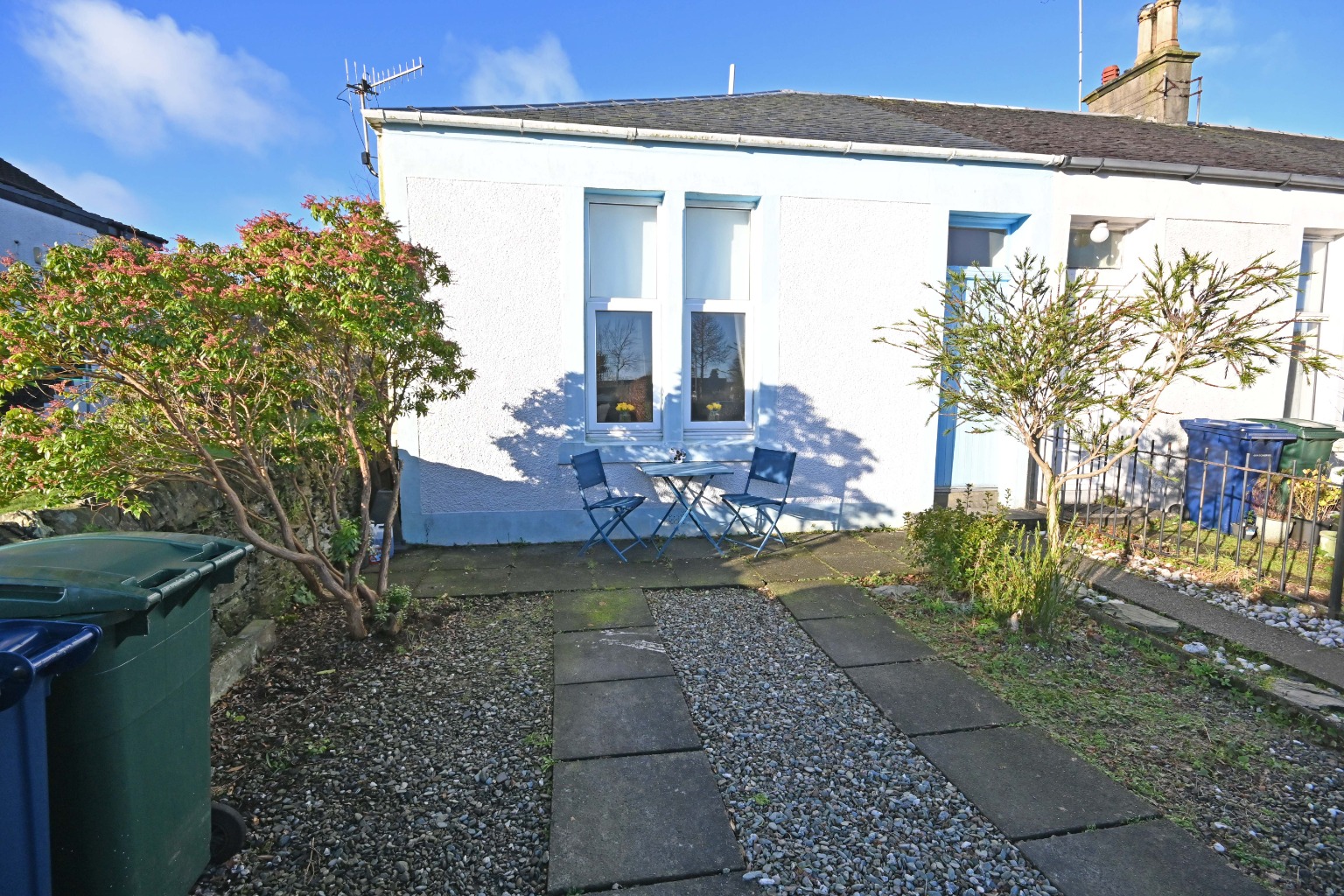 1 bed semi-detached bungalow for sale in King Street, Dunoon  - Property Image 1