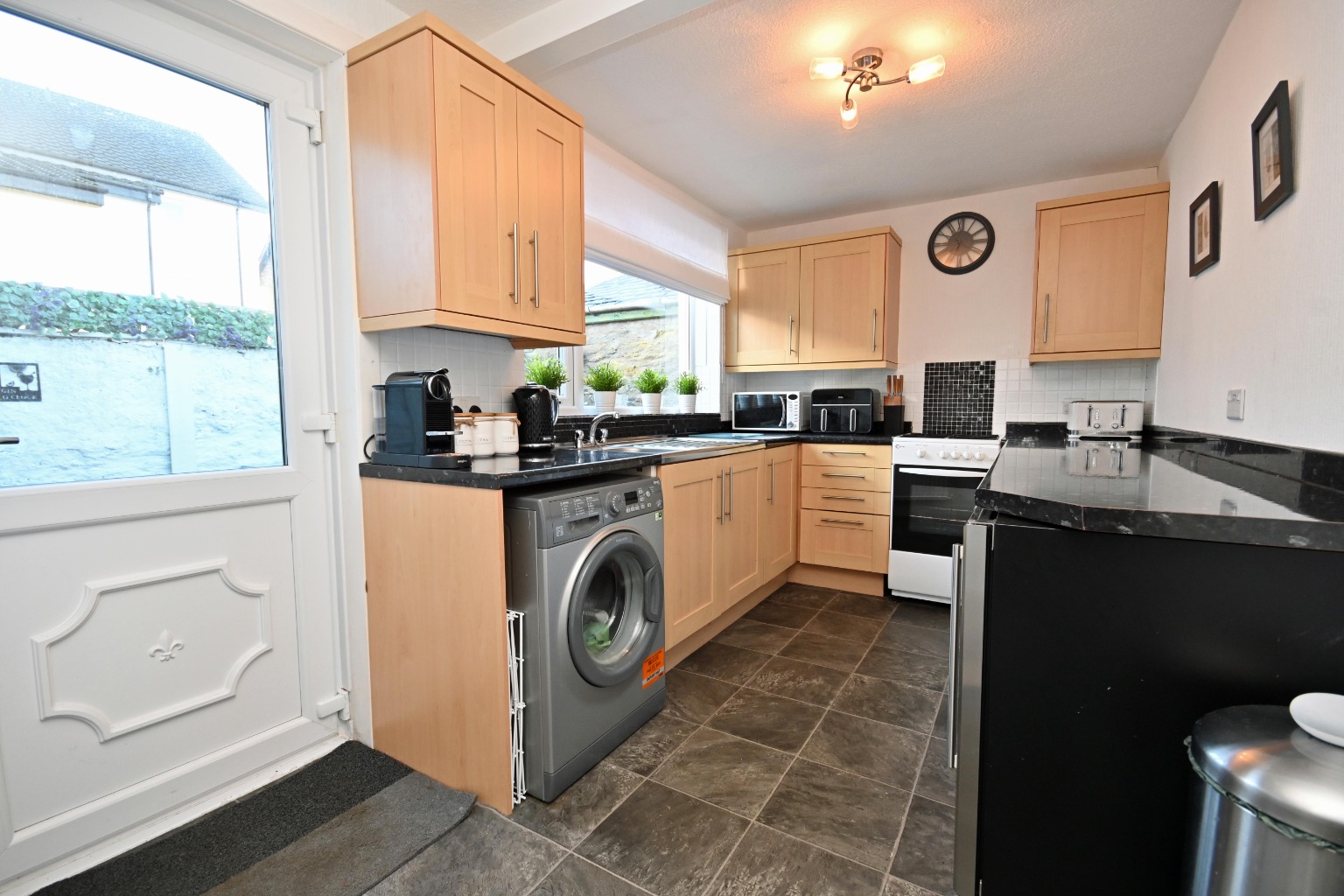 1 bed semi-detached bungalow for sale in King Street, Dunoon  - Property Image 8