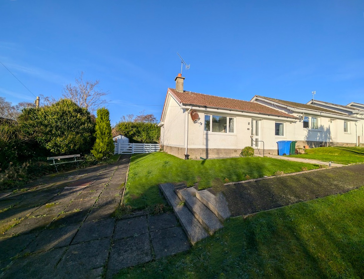 1 bed semi-detached bungalow for sale in Park Road, Dunoon  - Property Image 2