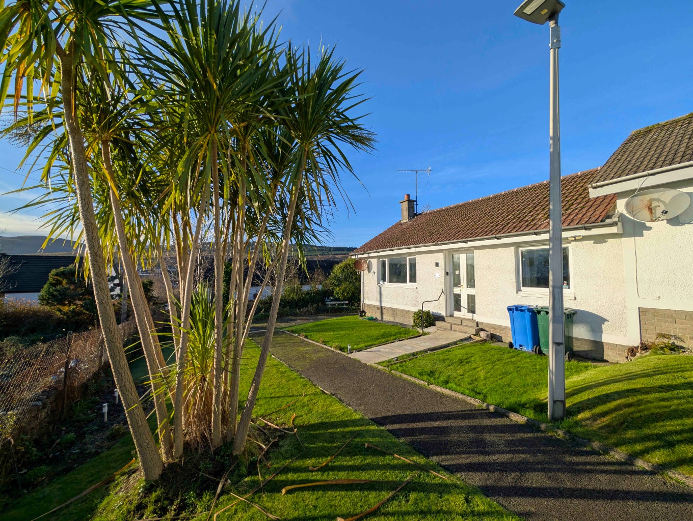 1 bed semi-detached bungalow for sale in Park Road, Dunoon  - Property Image 3