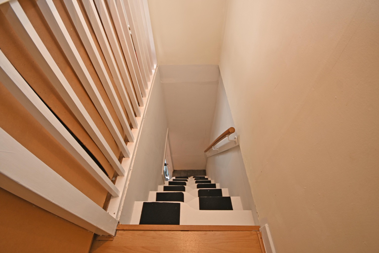 2 bed flat for sale in Glenmorag Crescent, Dunoon  - Property Image 18