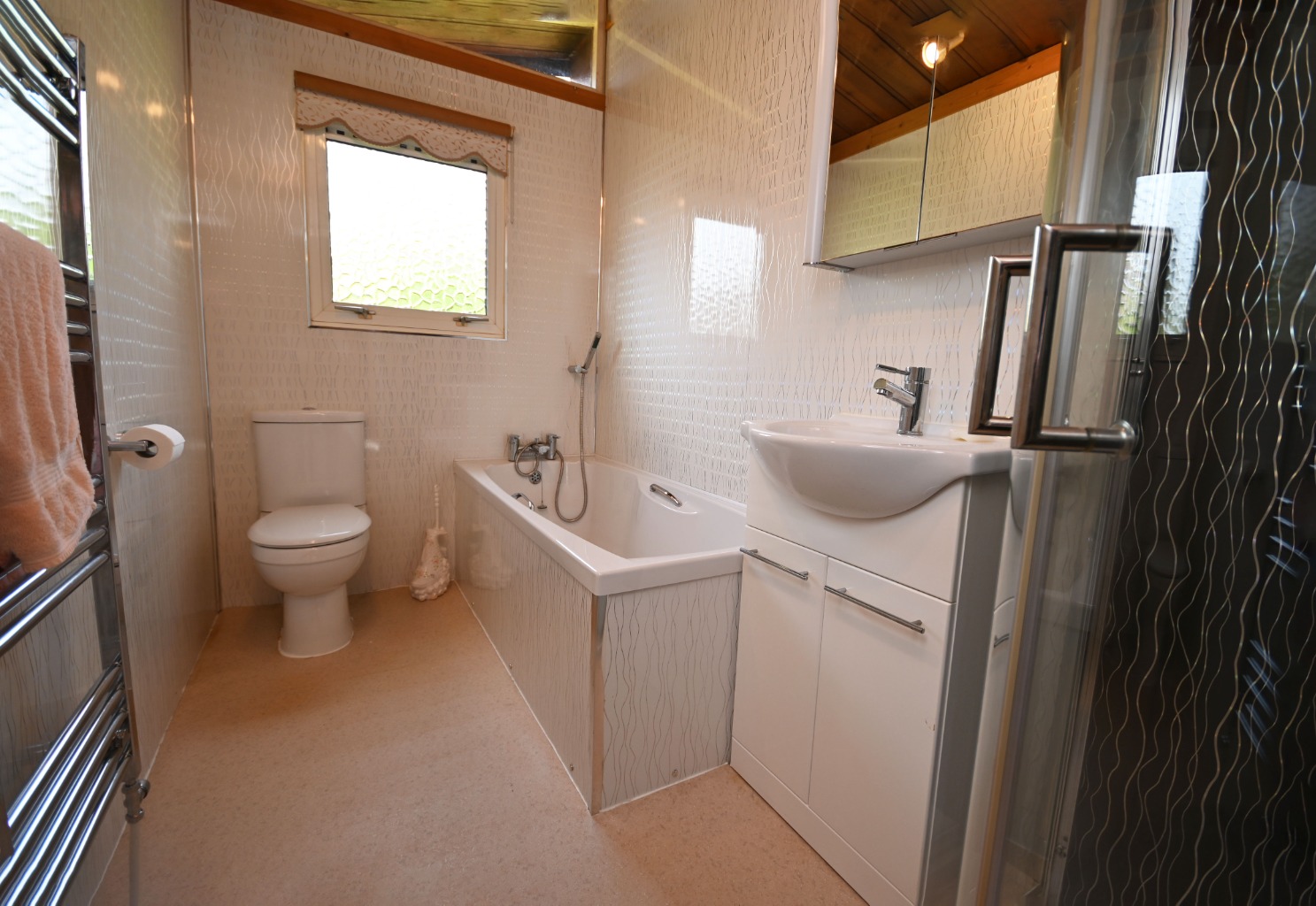 2 bed bungalow for sale in Dhailling Road, Argyll and Bute  - Property Image 16