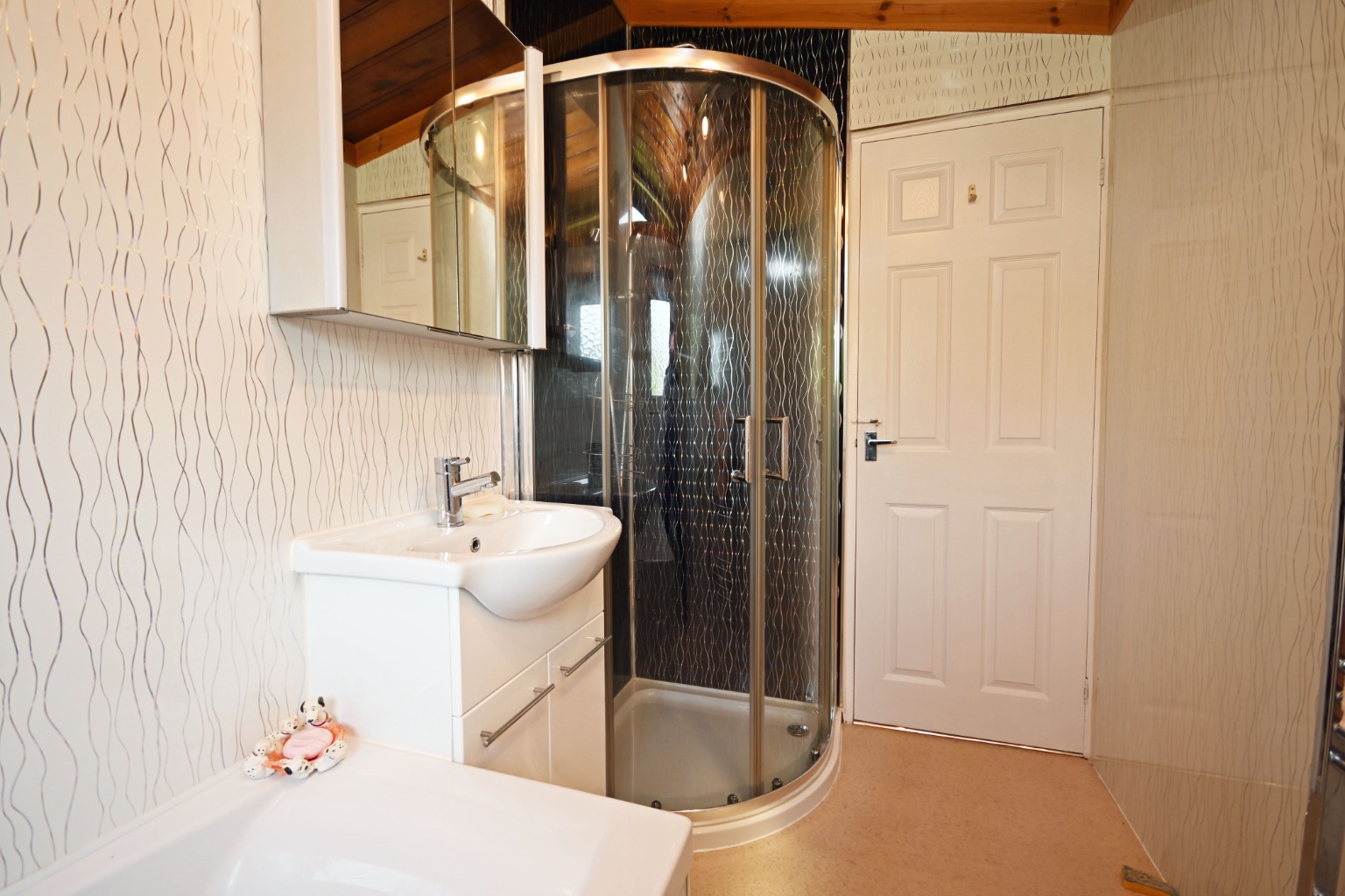 2 bed bungalow for sale in Dhailling Road, Argyll and Bute  - Property Image 17