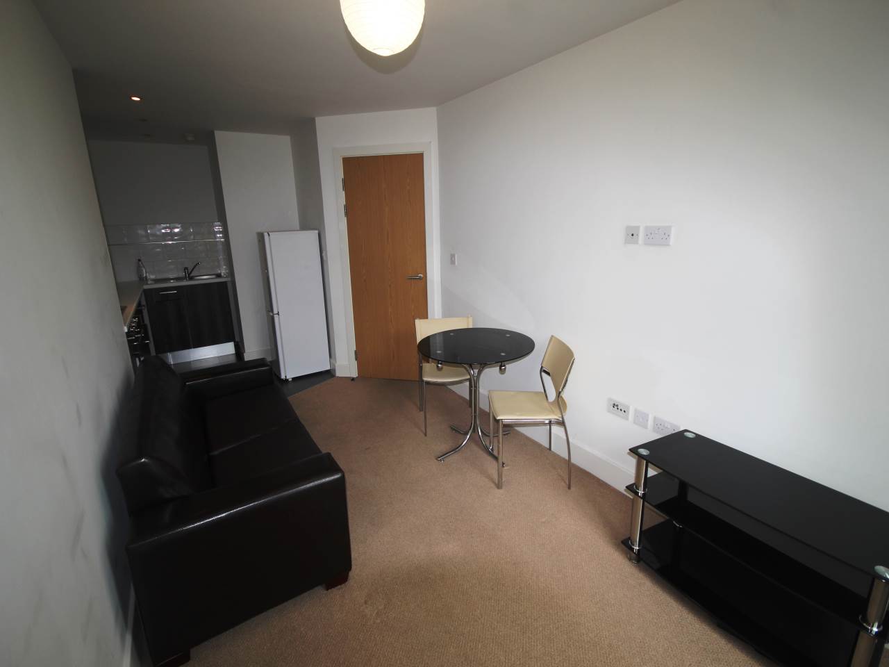 1 bed flat to rent in Woolston Warehouse, Grattan Road  - Property Image 2