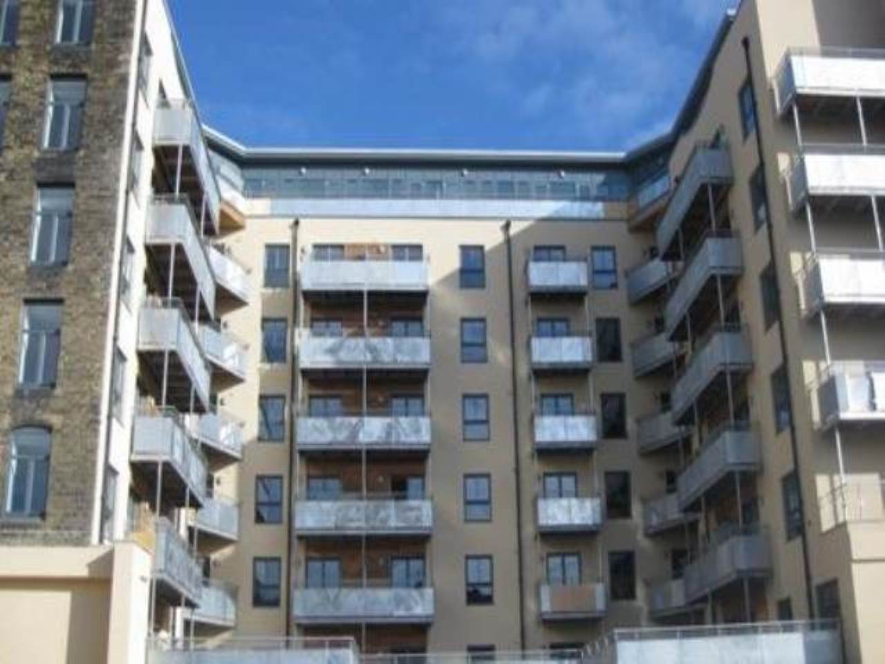 2 bed flat for sale in Woolston Warehouse, Grattan Road  - Property Image 2
