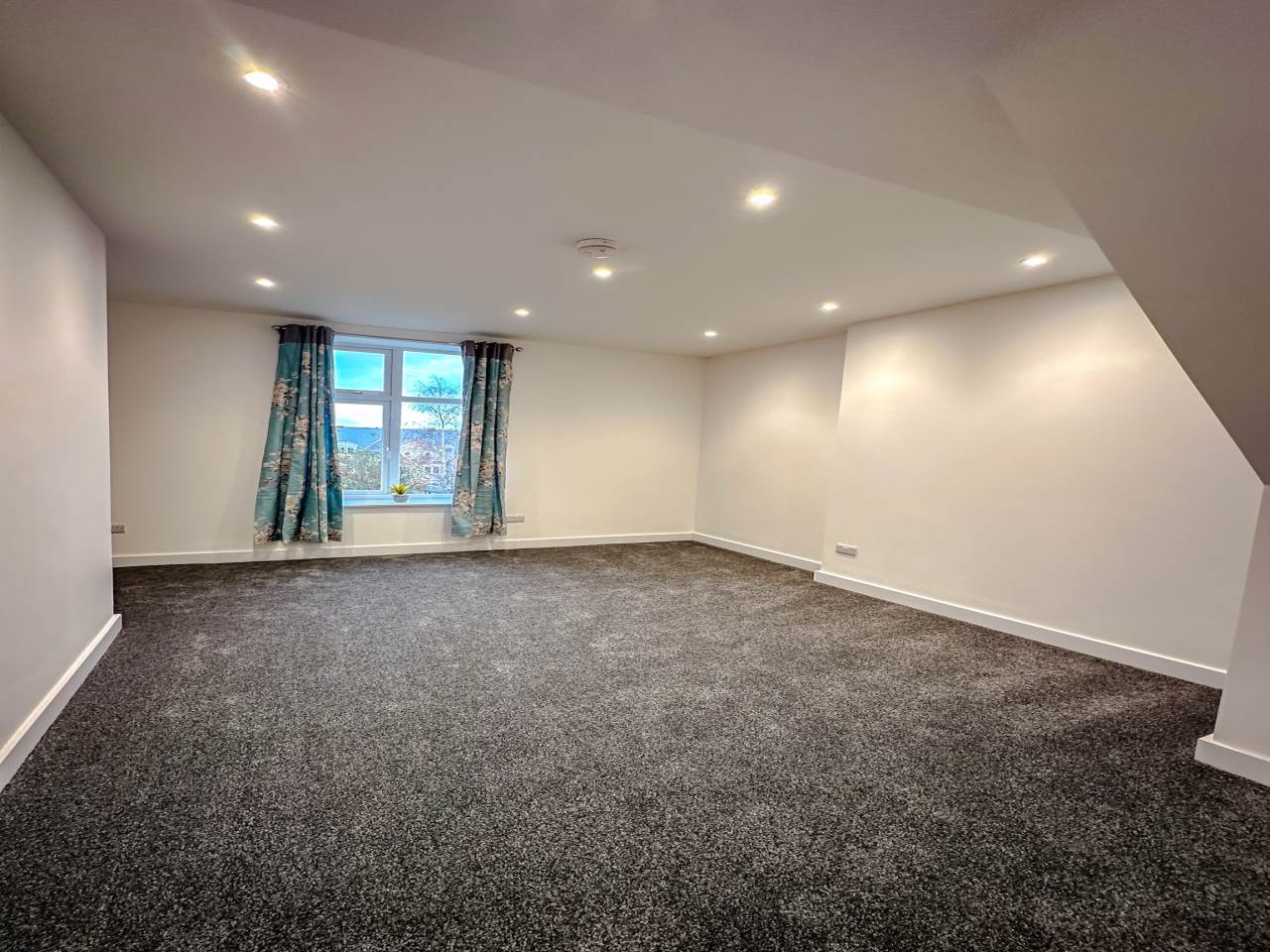 4 bed house for sale in St Marys Road  - Property Image 35