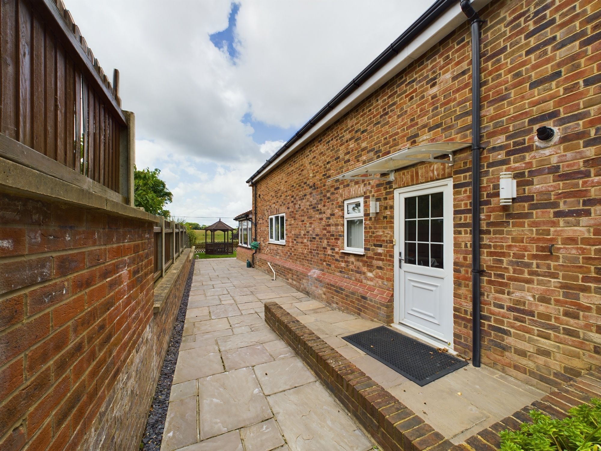 6 bed for sale in Capstone Ridge, Gillingham  - Property Image 33