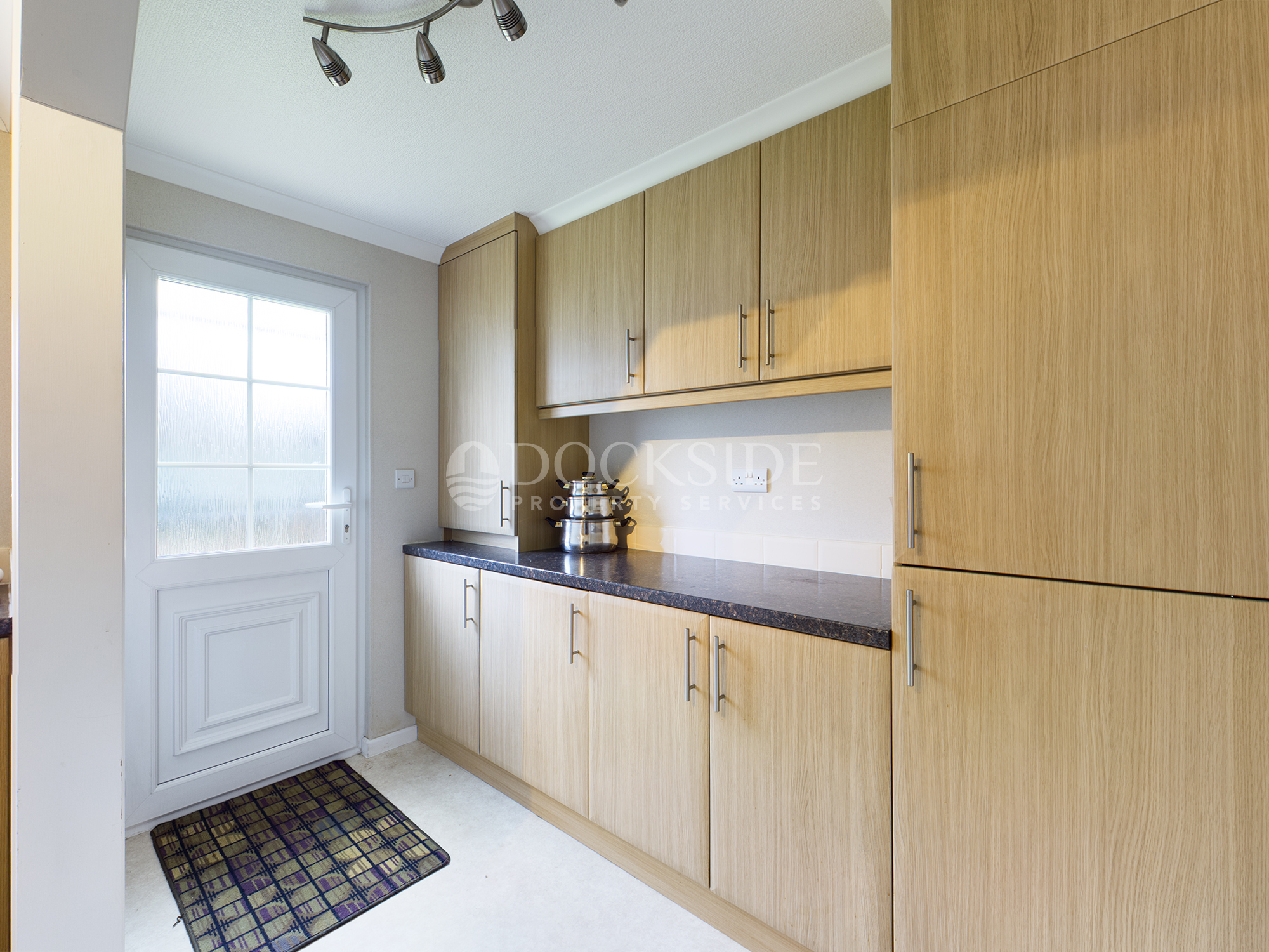 2 bed park home for sale in Vicarage Lane, Rochester  - Property Image 8