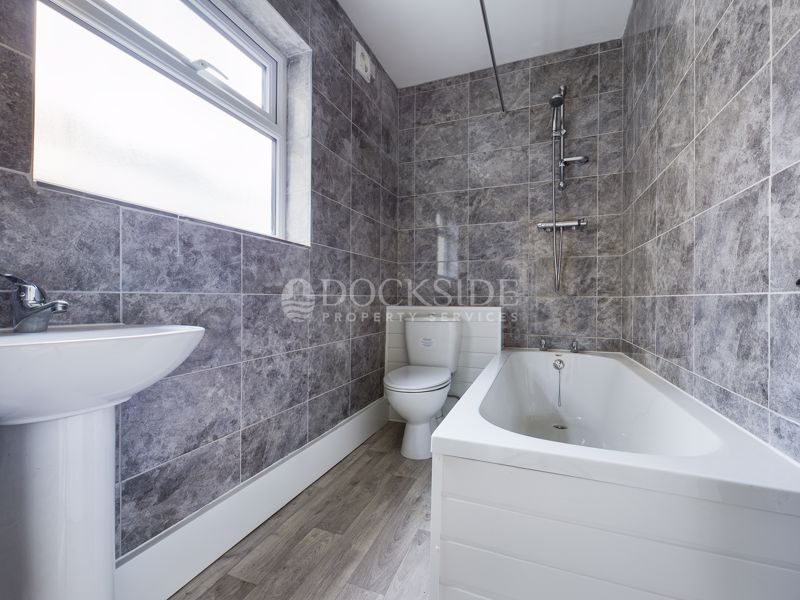 2 bed house for sale in James Street, Sheerness  - Property Image 3