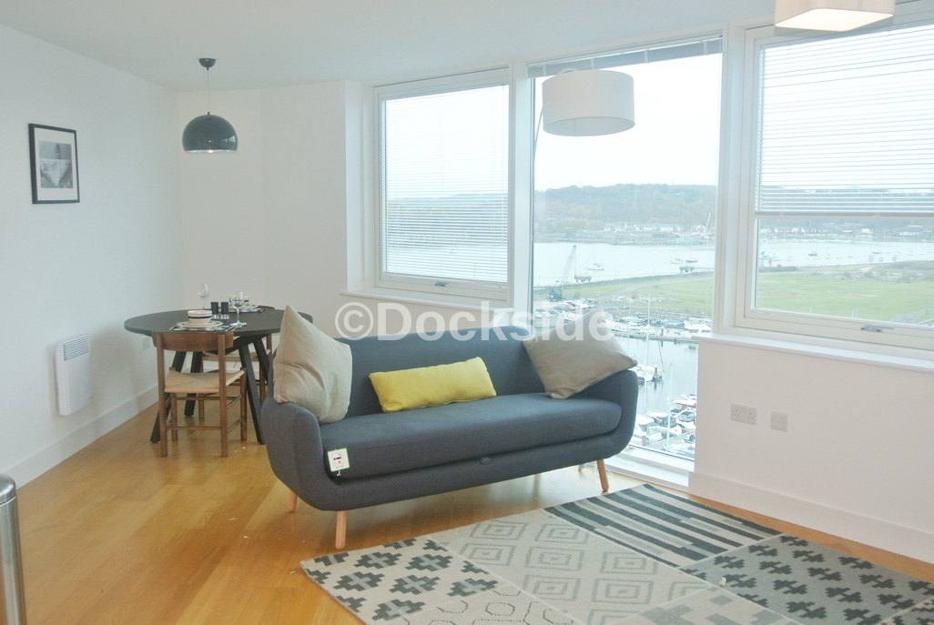2 bed for sale in Dock Head Road, Chatham  - Property Image 4