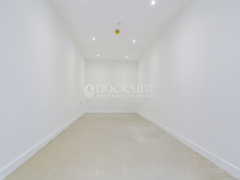 To rent in Grove Road, Rochester  - Property Image 2
