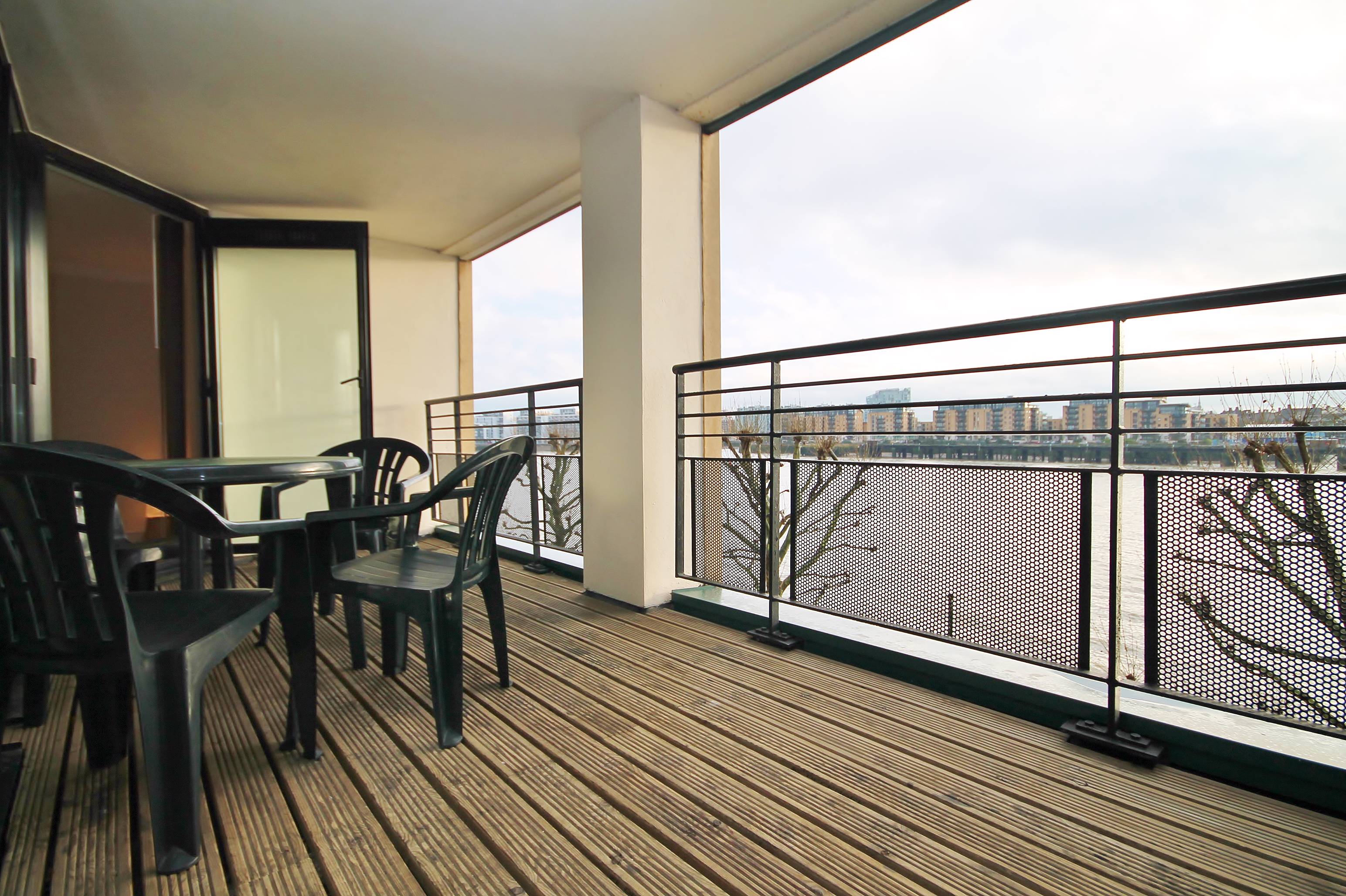 1 bed flat to rent in Burrells Wharf Square, London 12