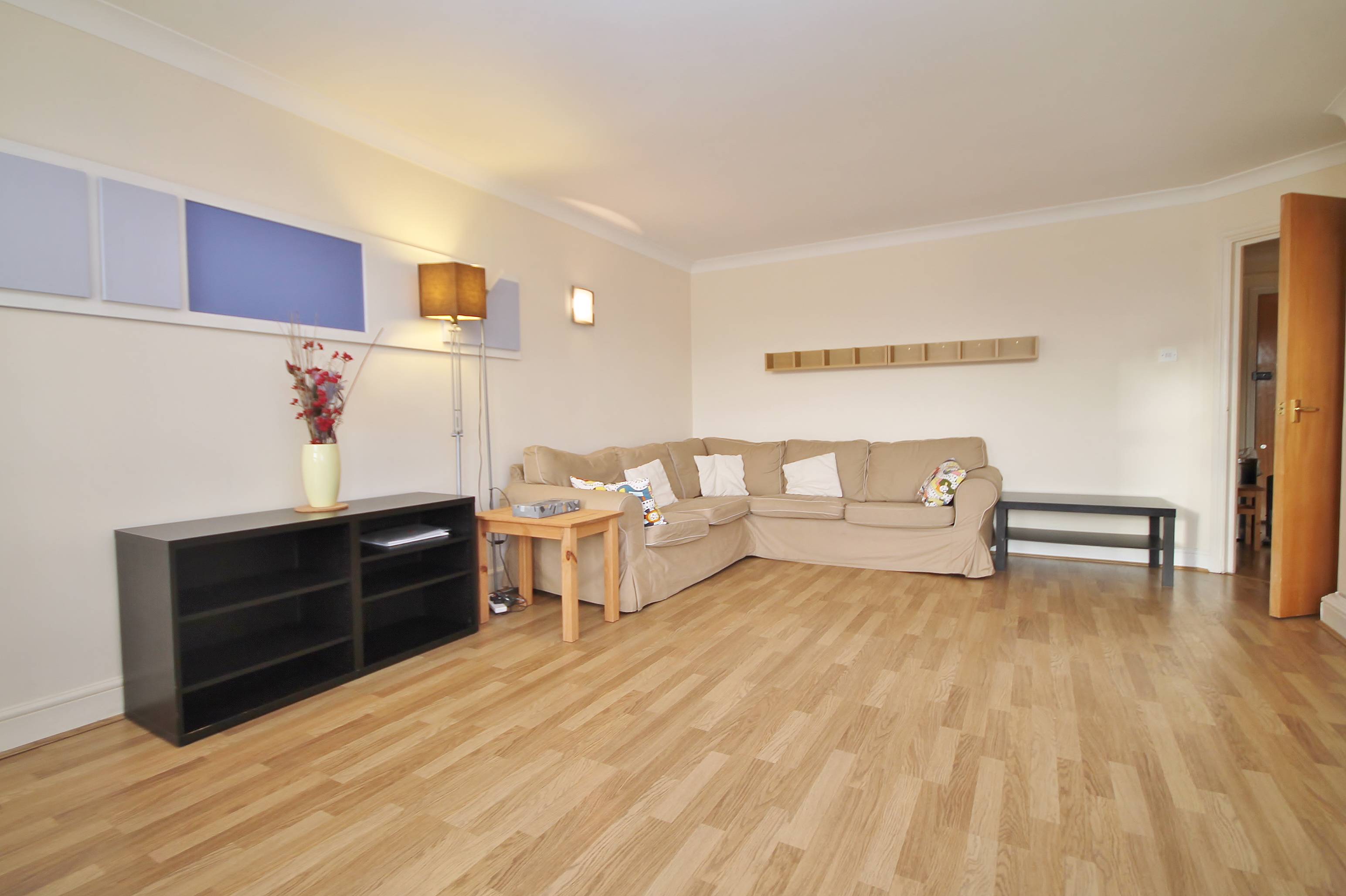 1 bed flat to rent in Burrells Wharf Square, London  - Property Image 14