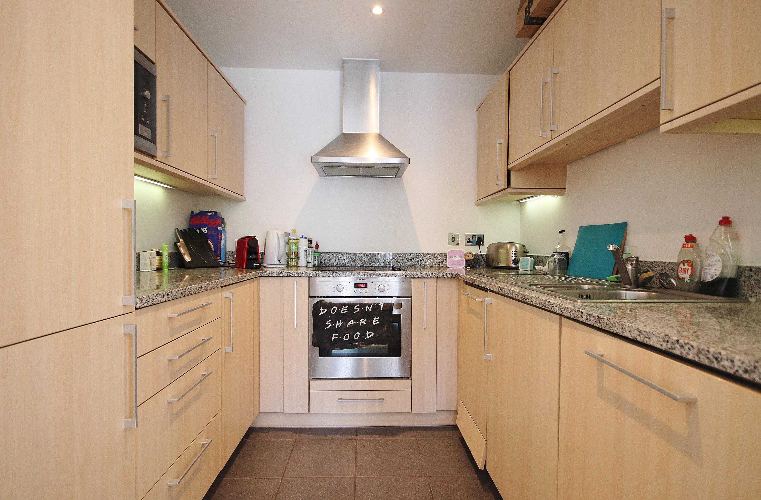 1 bed flat to rent in Westgate Apartments, London  - Property Image 2