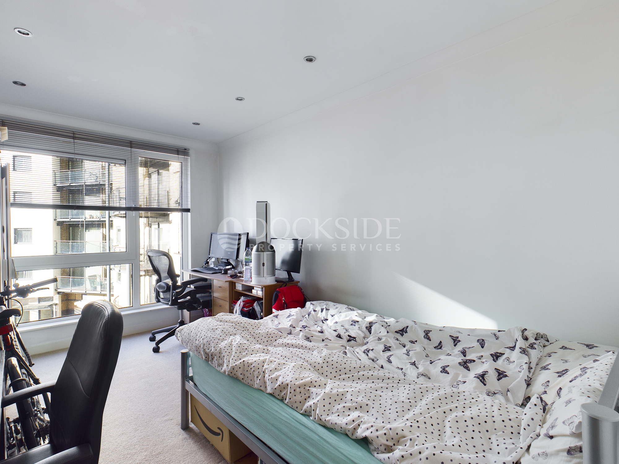 2 bed flat to rent in Boardwalk Place, London  - Property Image 4