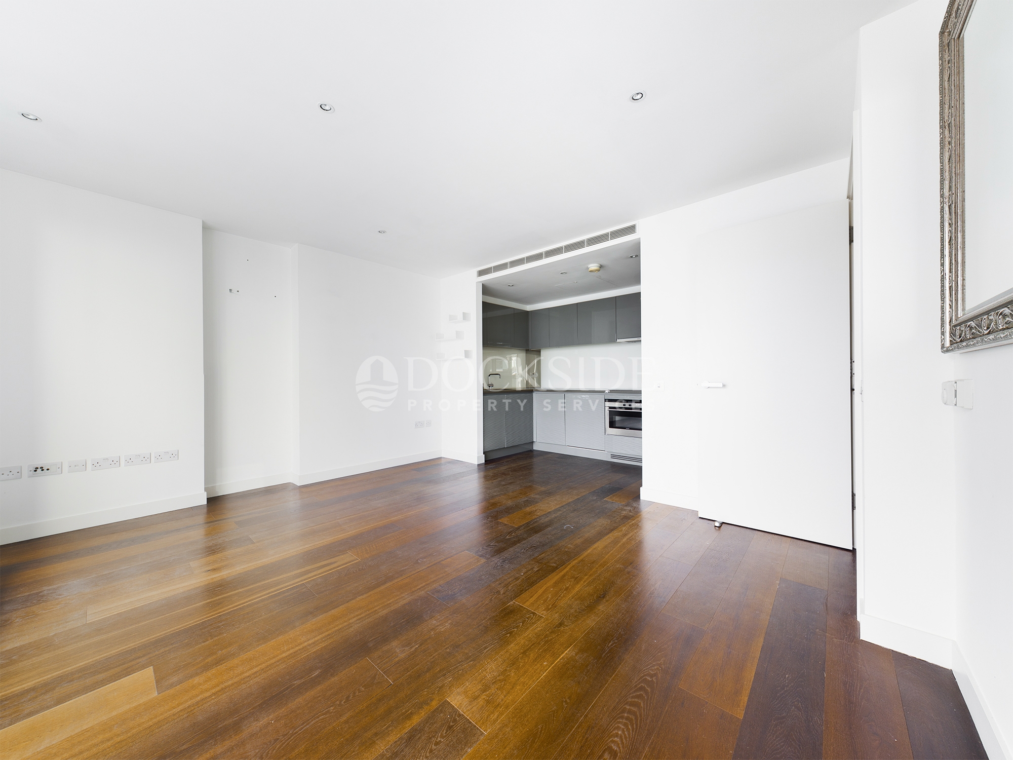 1 bed for sale in 1 Pan Peninsula Square, London  - Property Image 2