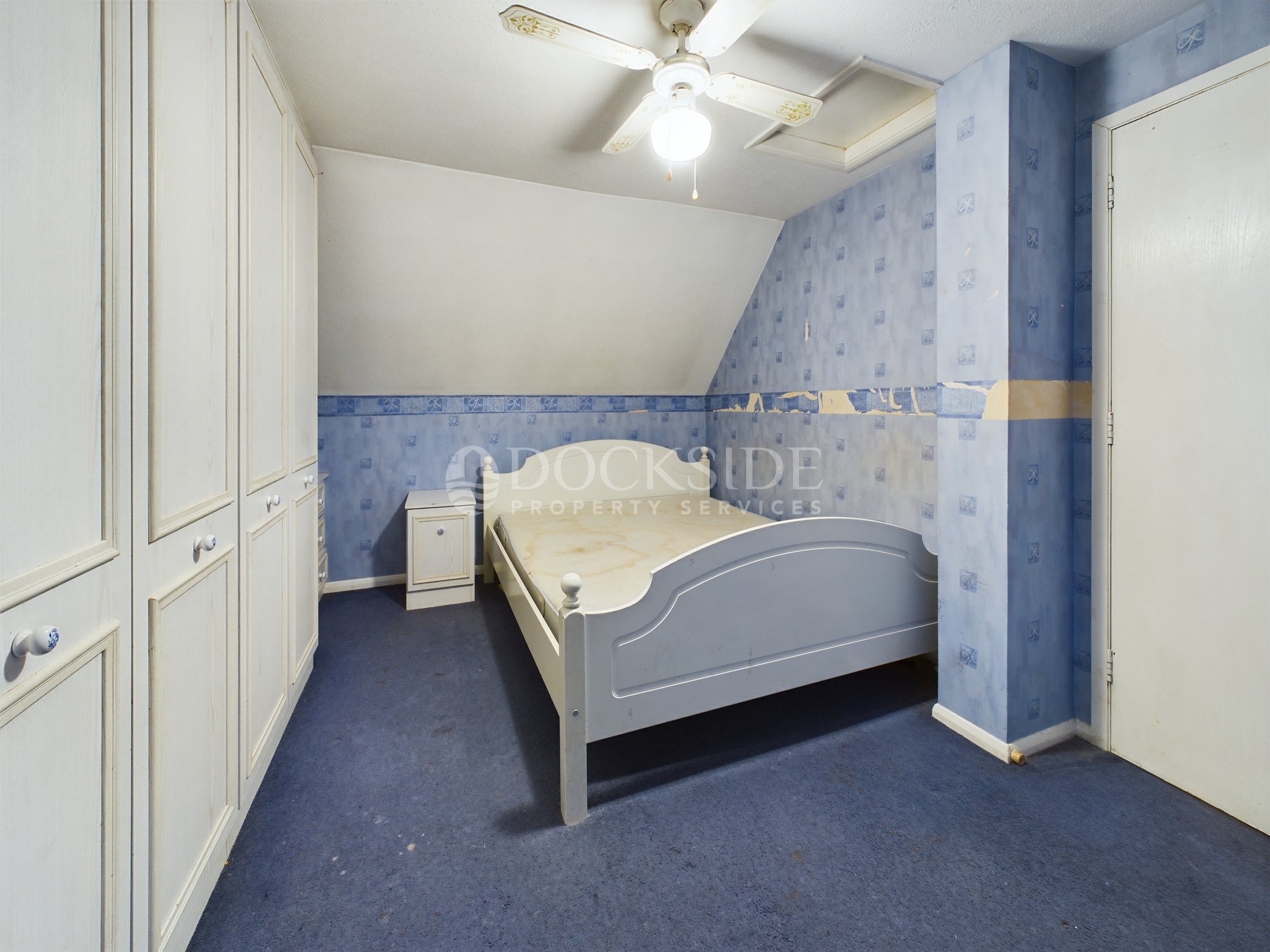 3 bed house for sale in Emerald Close, London  - Property Image 9