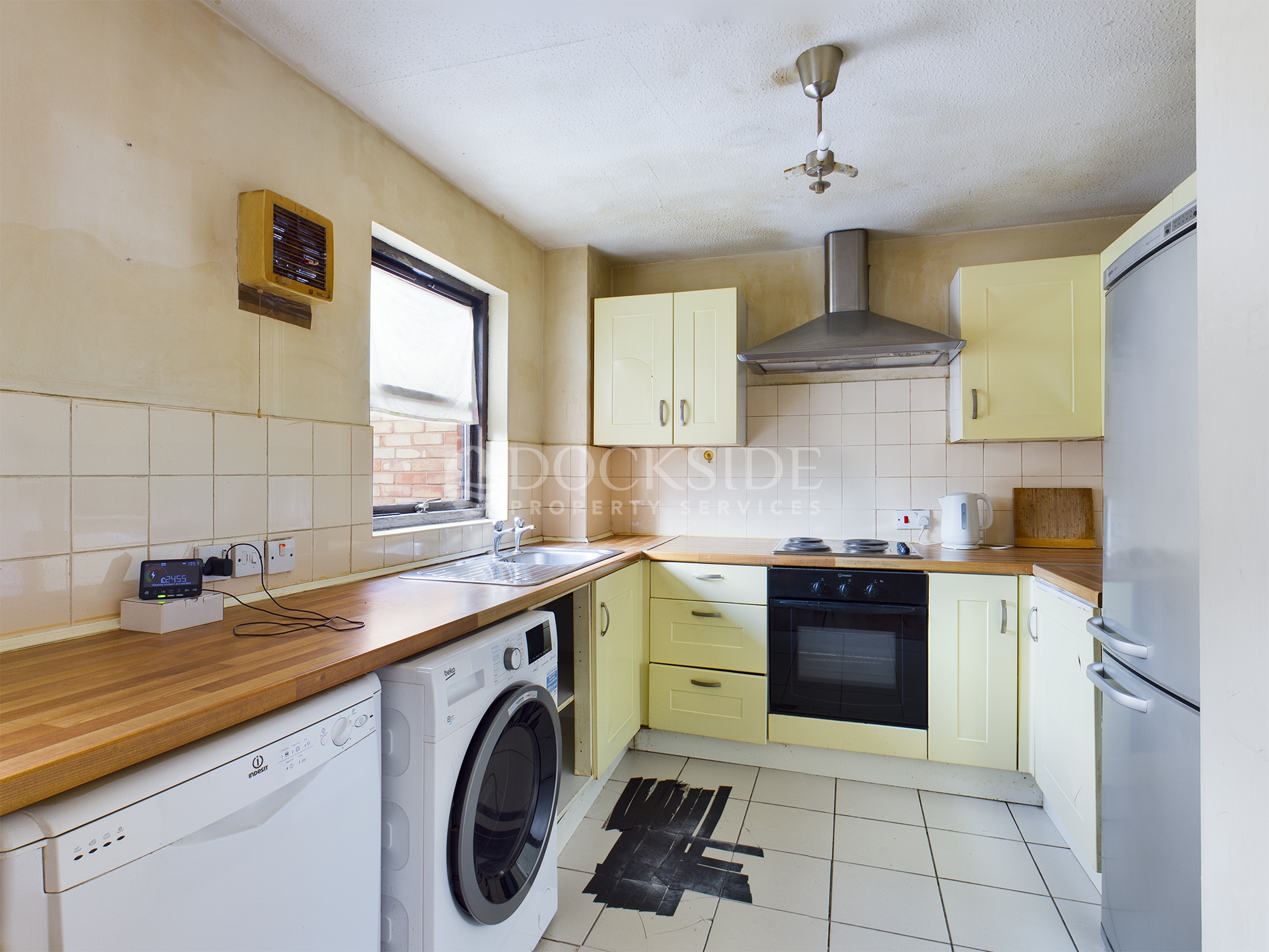 2 bed for sale in Fleetwood Court, London 1