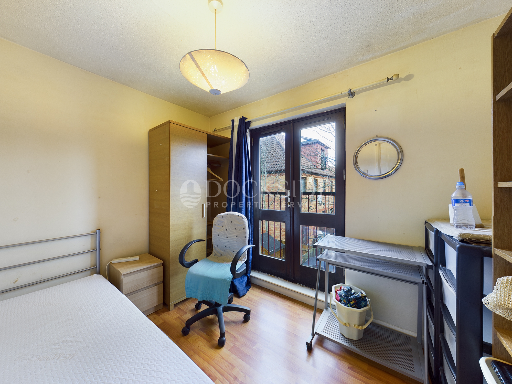 2 bed for sale in Fleetwood Court, London  - Property Image 4