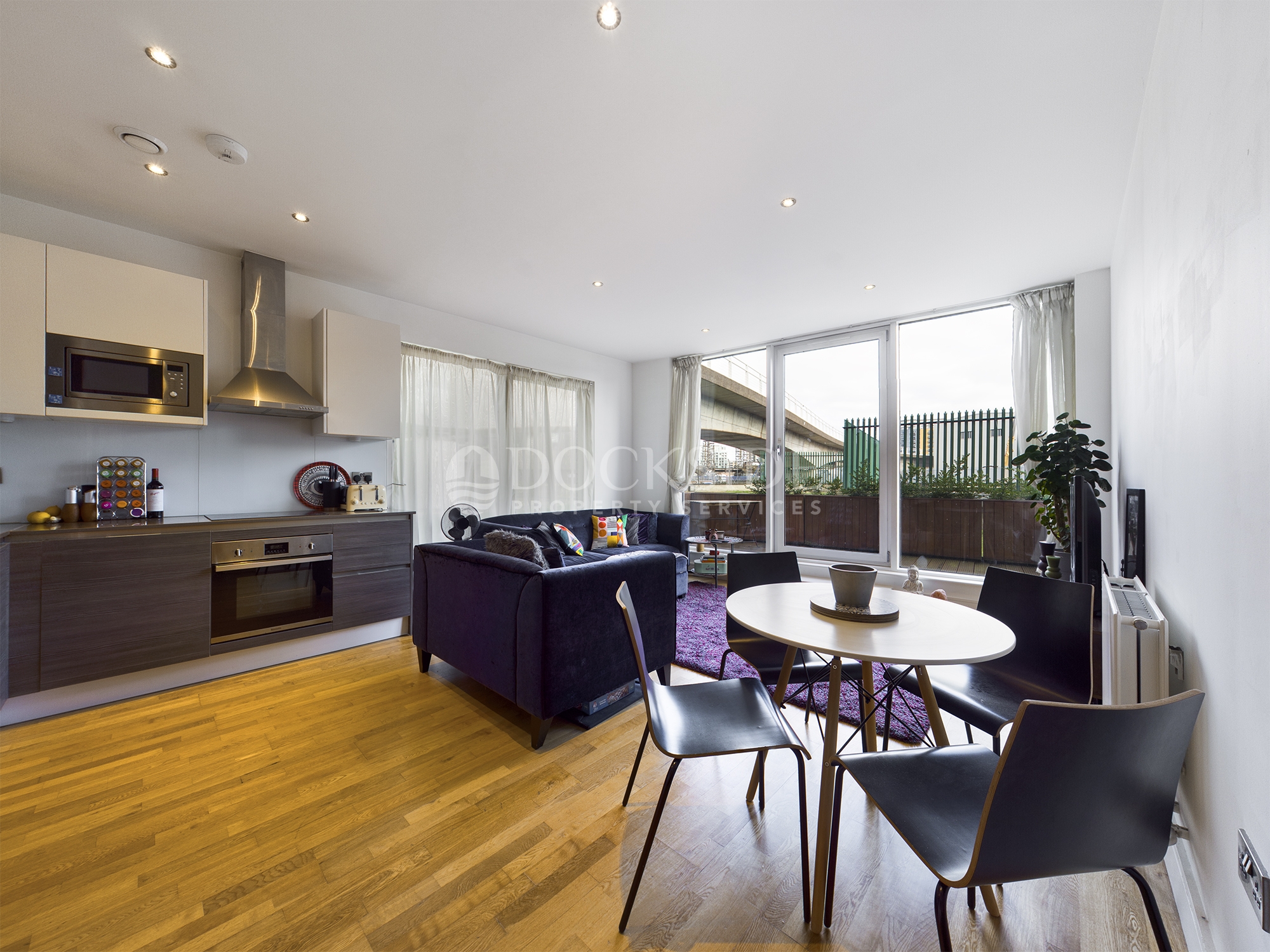 2 bed for sale in Hatfield House, Greenwich - Property Image 1
