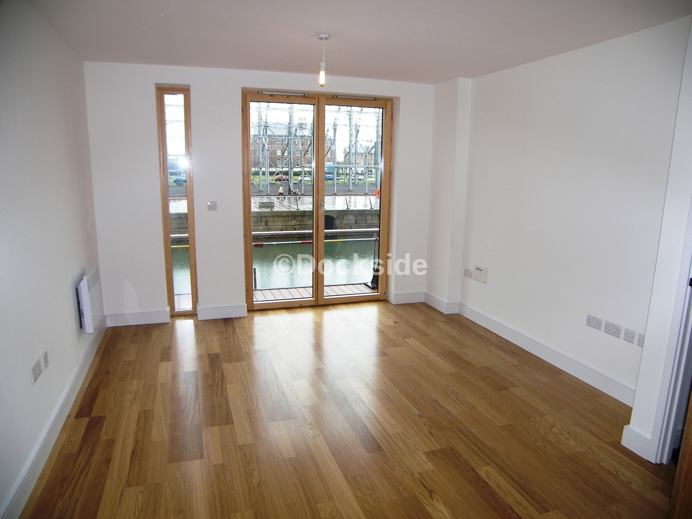 1 bed to rent in Dock Head Road, Chatham  - Property Image 4