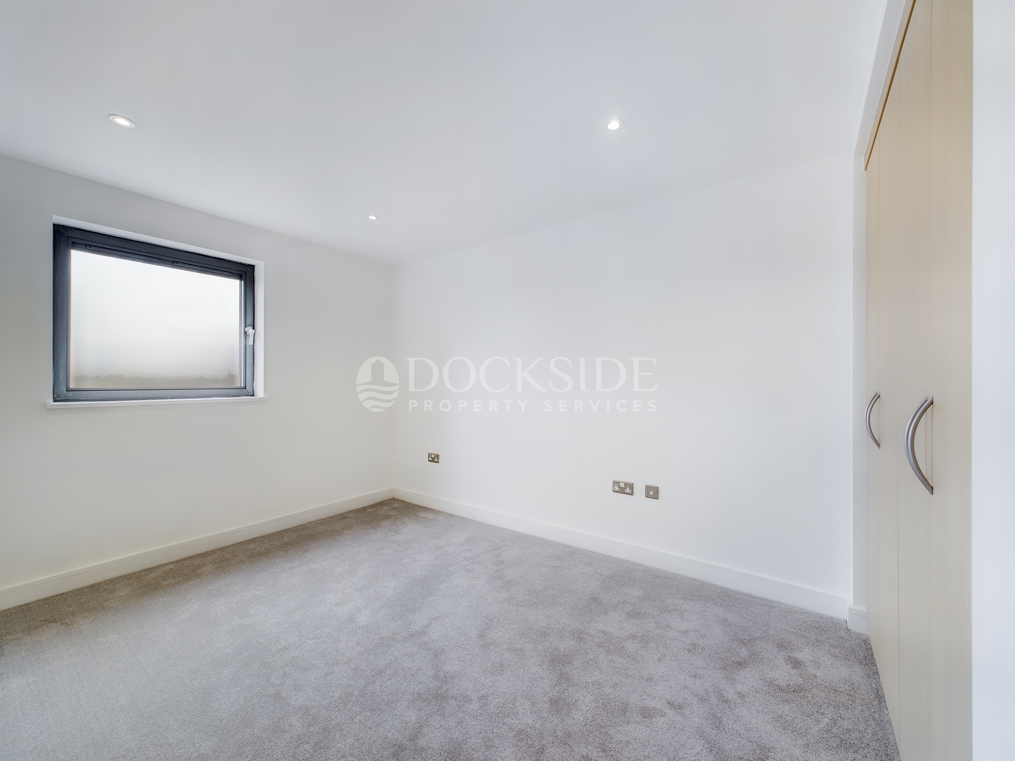 1 bed to rent in Barrier Road, Chatham 3