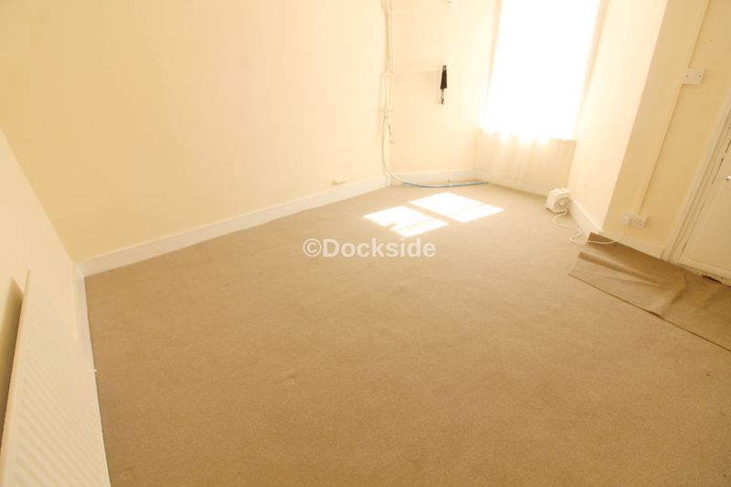 2 bed to rent in Luton Road, Chatham 2