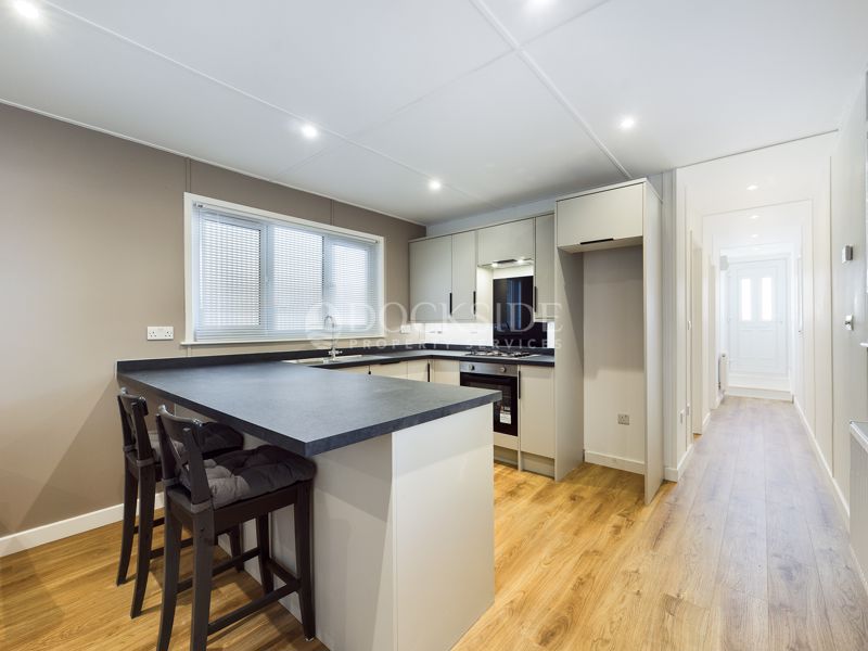 1 bed house boat for sale in Manor Lane, Rochester 1