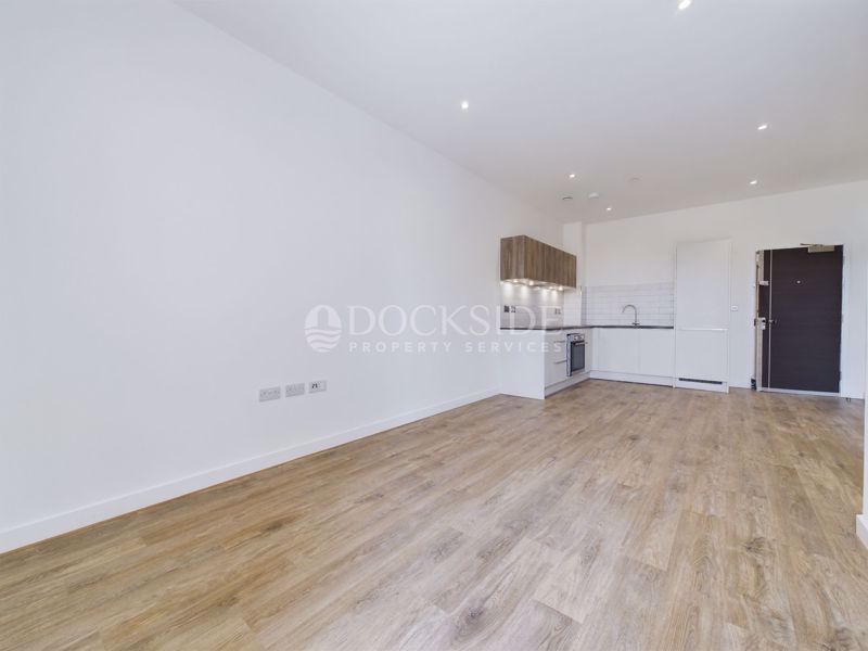 1 bed to rent in Prince Regent House, Chatham - Property Image 1