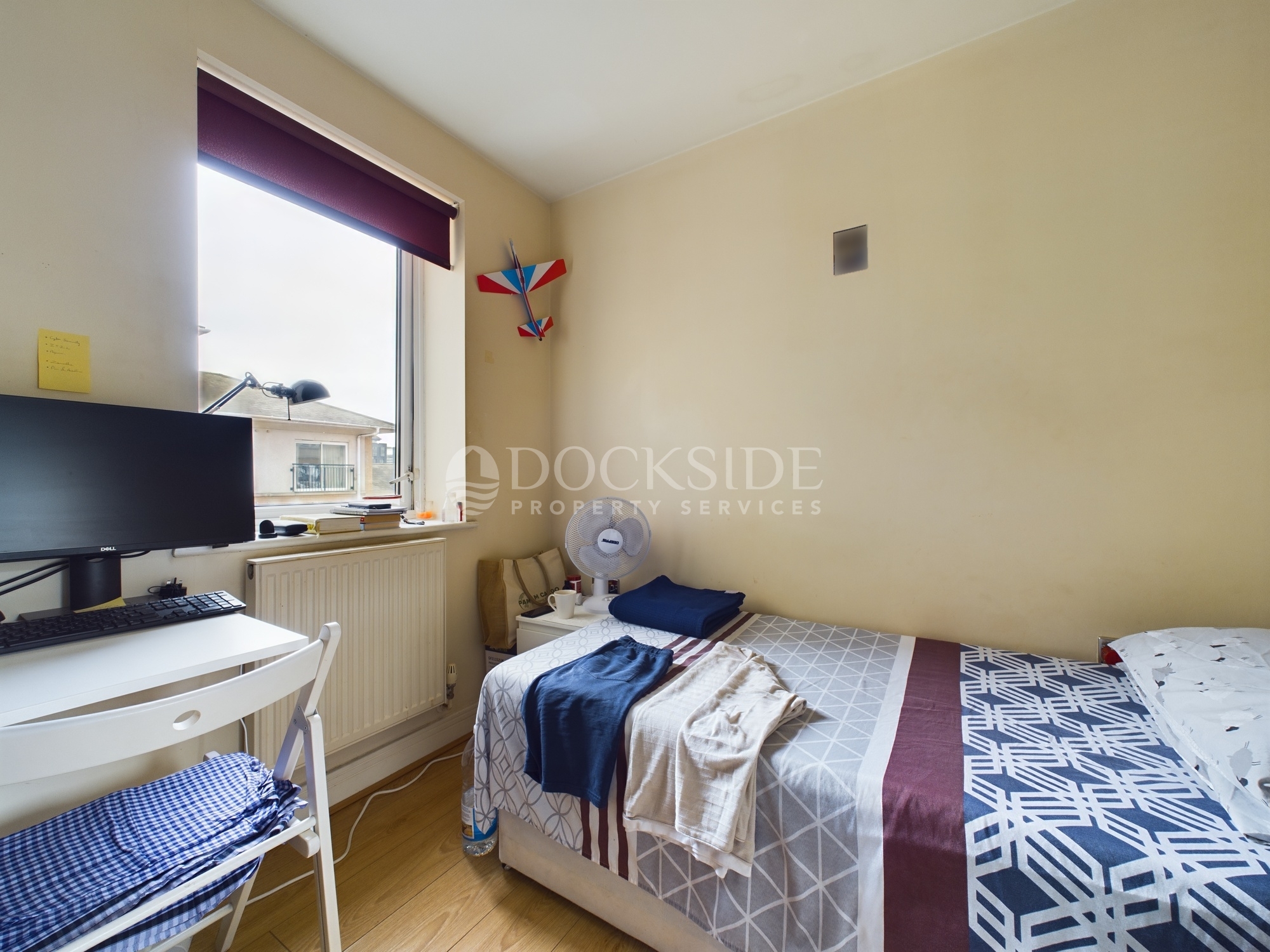 3 bed for sale in Newport Avenue, London 6