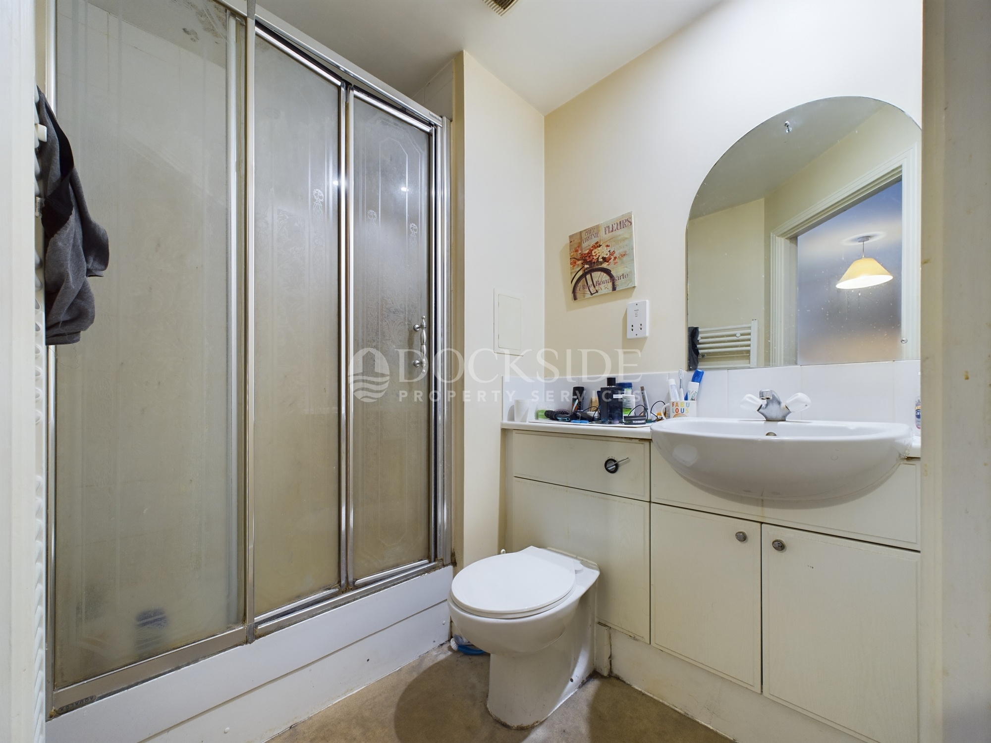 3 bed for sale in Newport Avenue, London 8