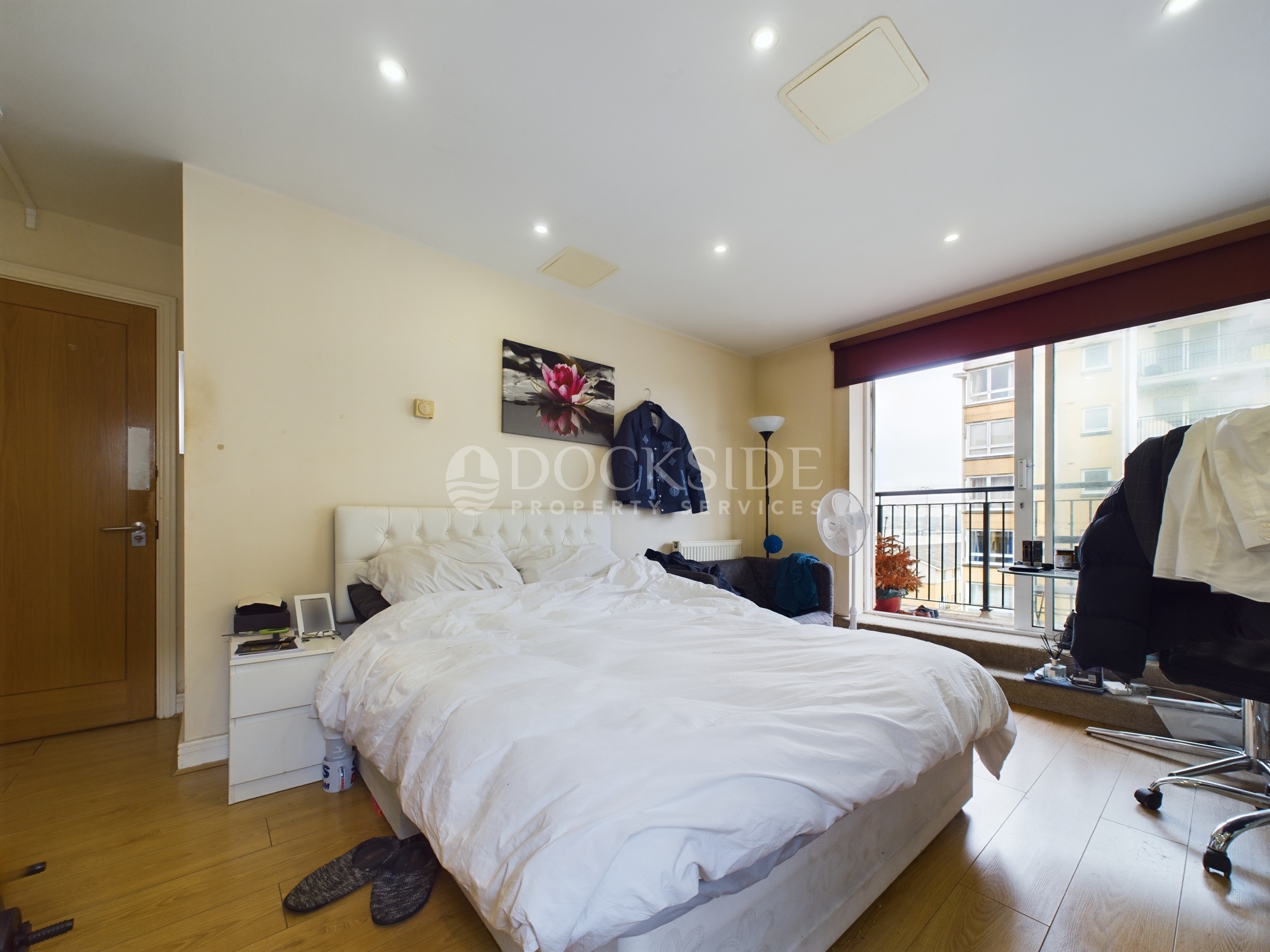 3 bed for sale in Newport Avenue, London 10