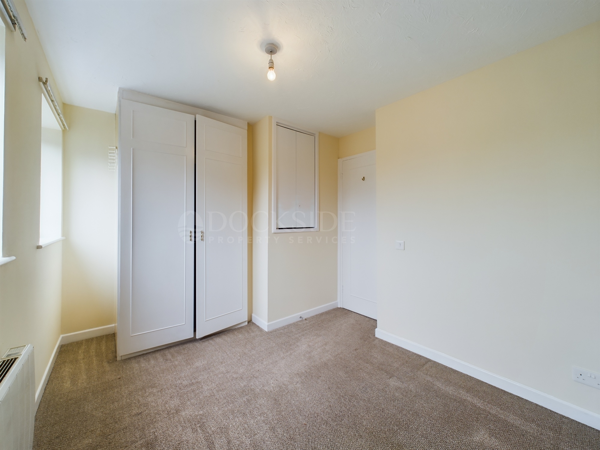 1 bed flat for sale in Whiteadder Way, London 3