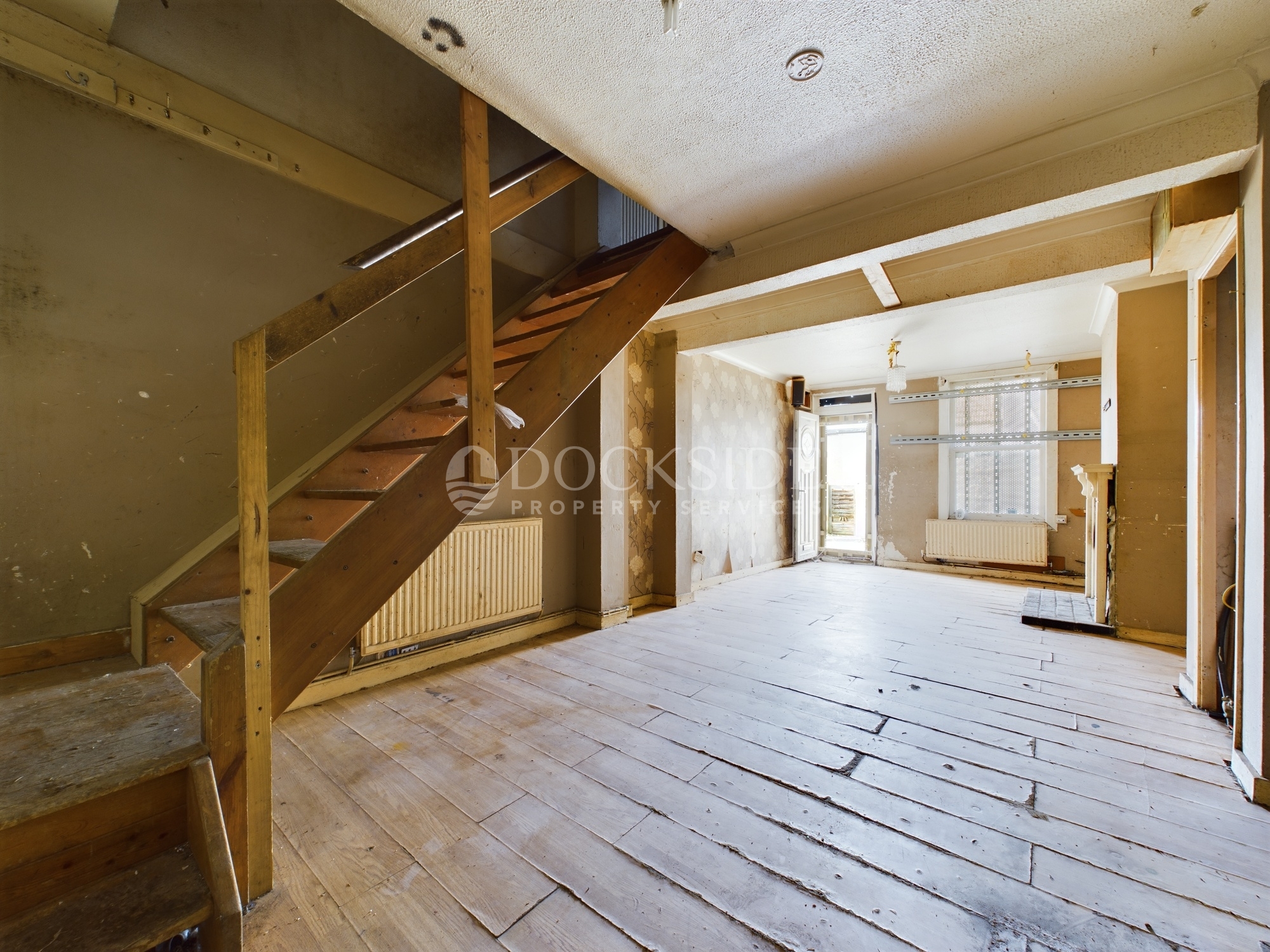 2 bed house for sale in Mayfair, Rochester  - Property Image 2