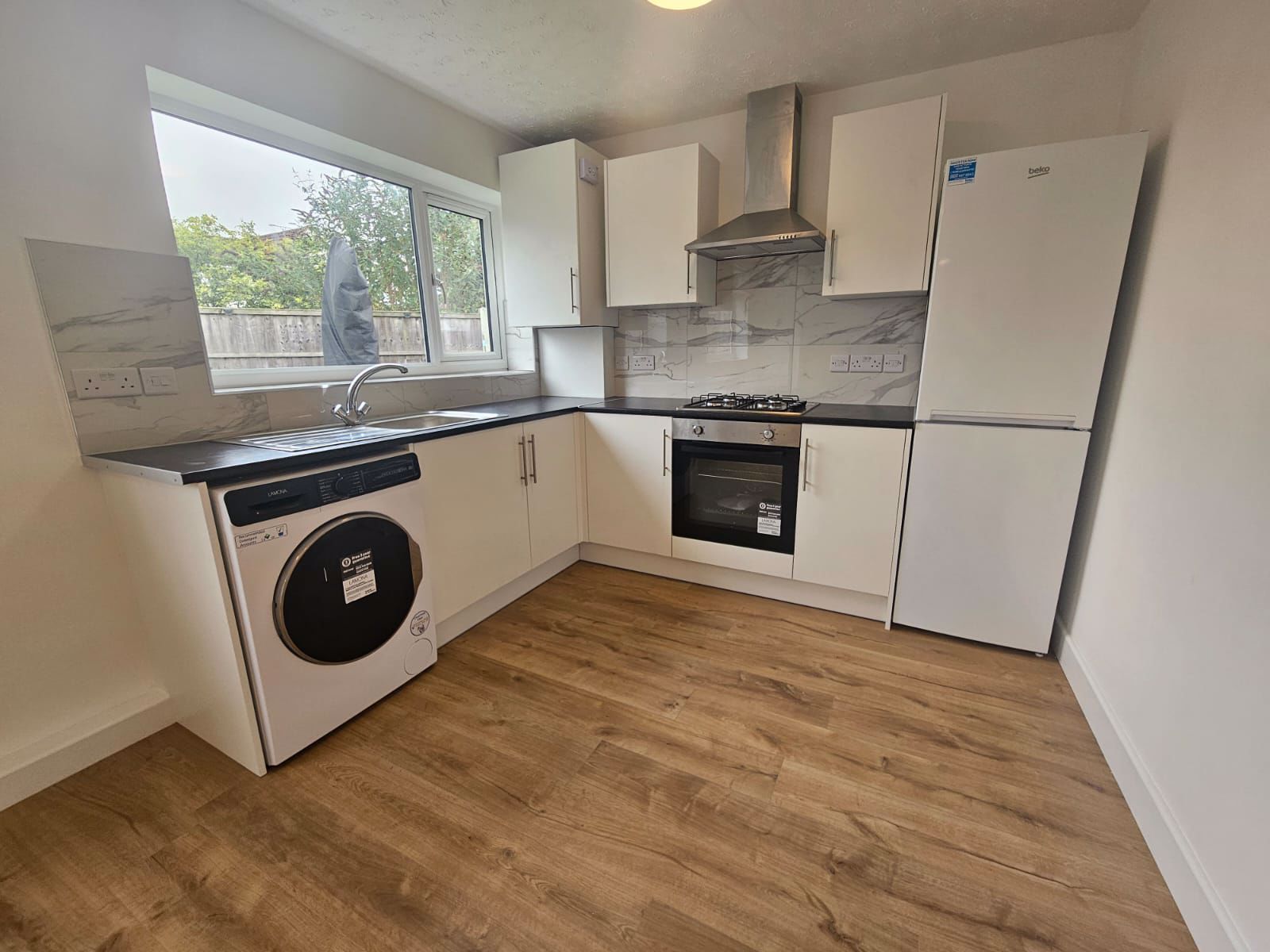 1 bed to rent in Chesterfield Avenue, Benfleet, SS7 