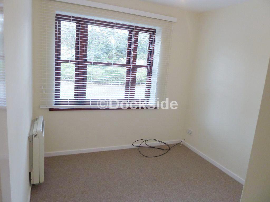 2 bed to rent in Grange Road, Gillingham  - Property Image 3