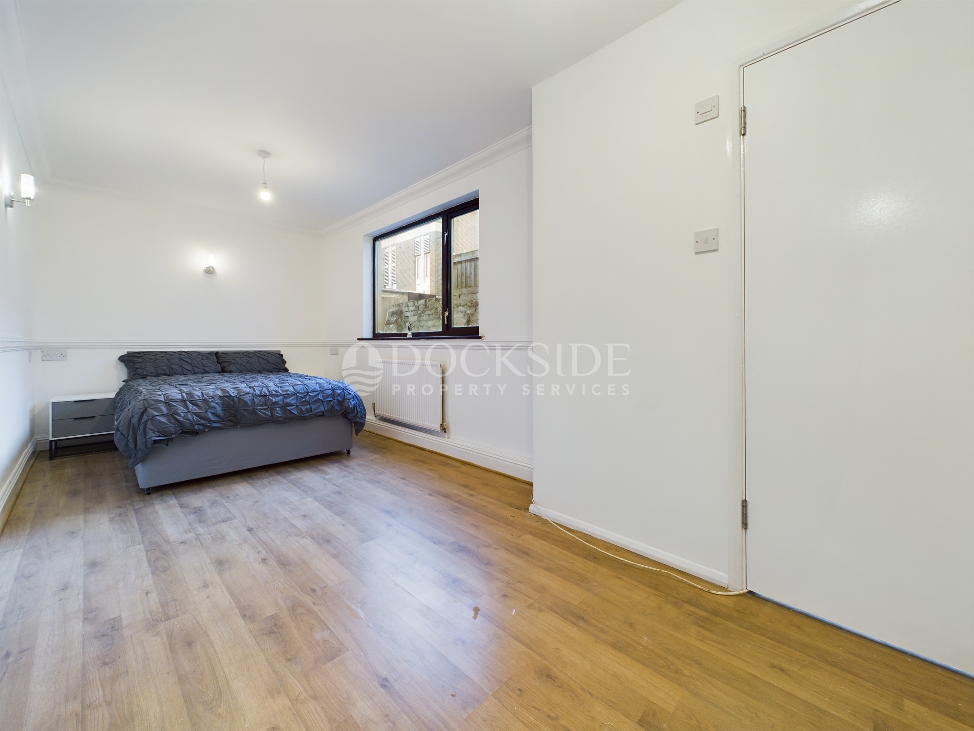 1 bed to rent in Theodore Place, Gillingham  - Property Image 1