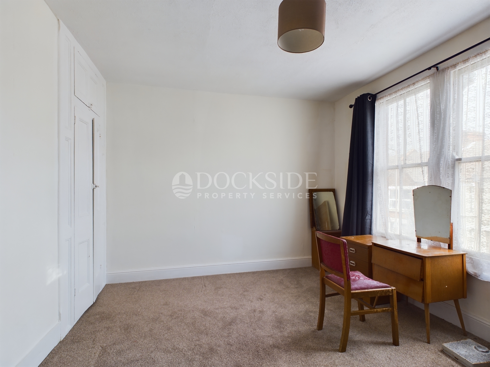 5 bed house for sale in Canterbury Street, Gillingham  - Property Image 3