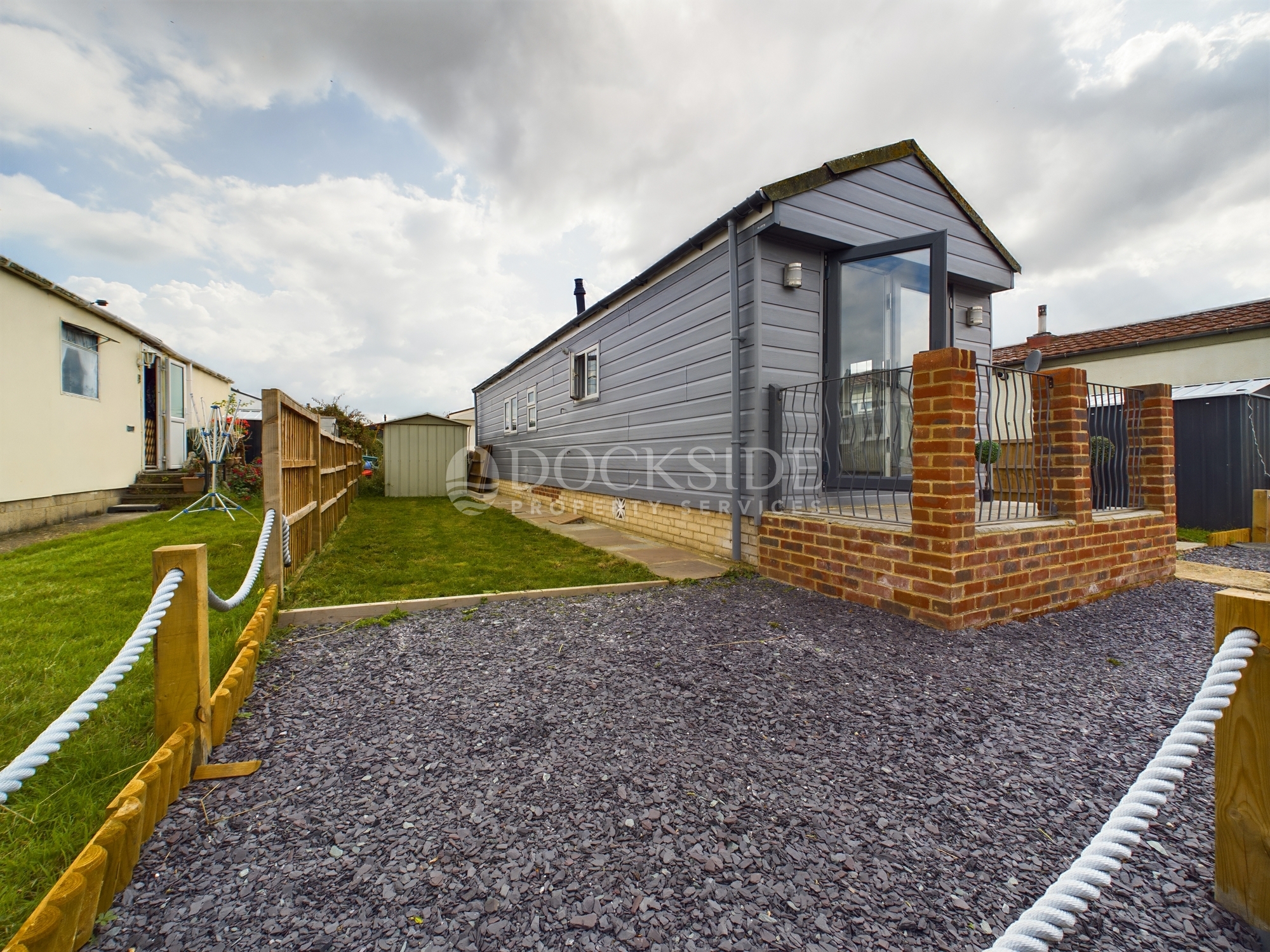 2 bed park home for sale in Kingsmead Park, Rochester  - Property Image 22