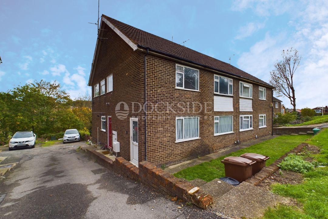 2 bed flat to rent in Wetheral Drive, Chatham  - Property Image 6