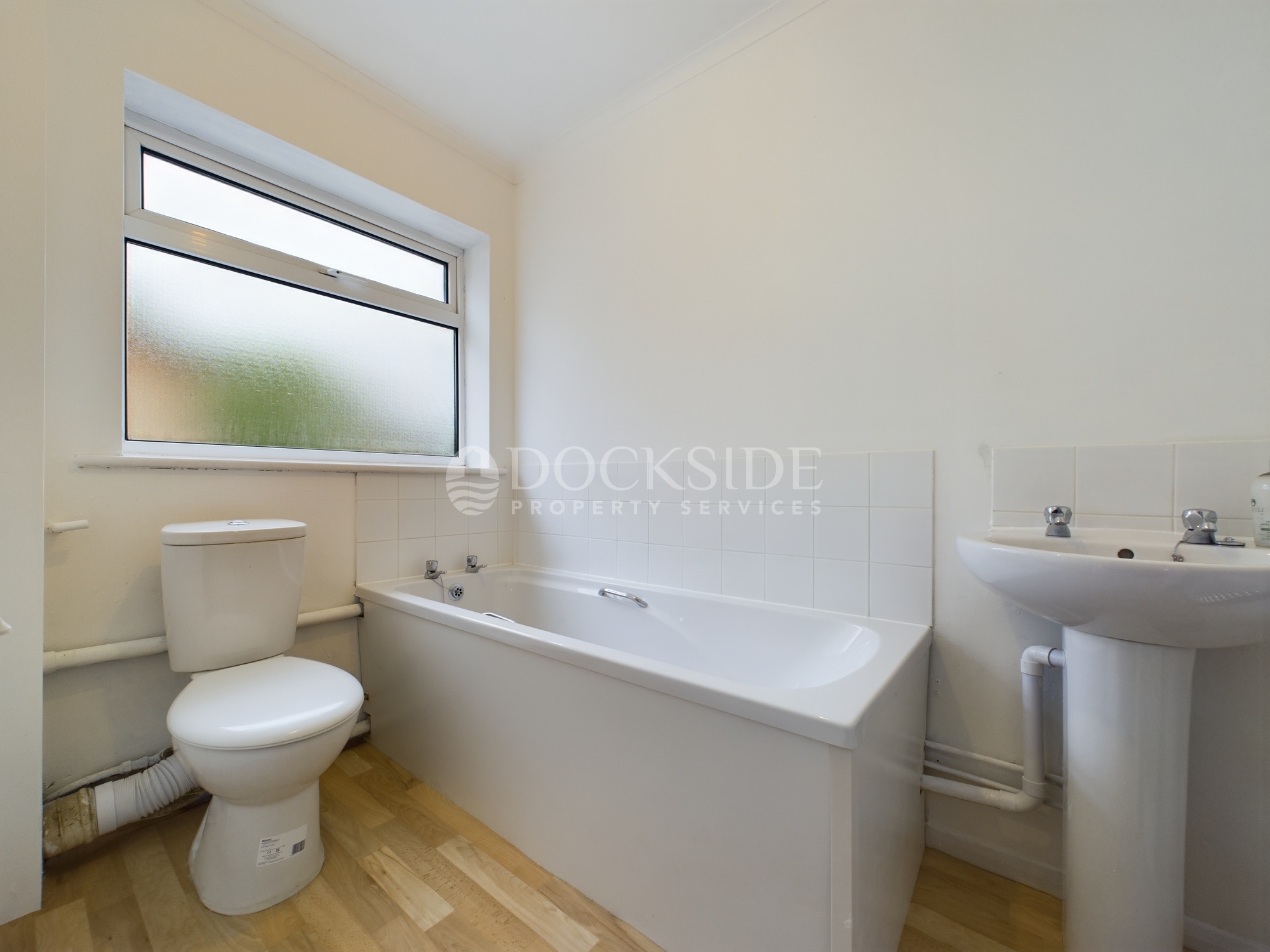 2 bed flat to rent in Wetheral Drive, Chatham  - Property Image 5