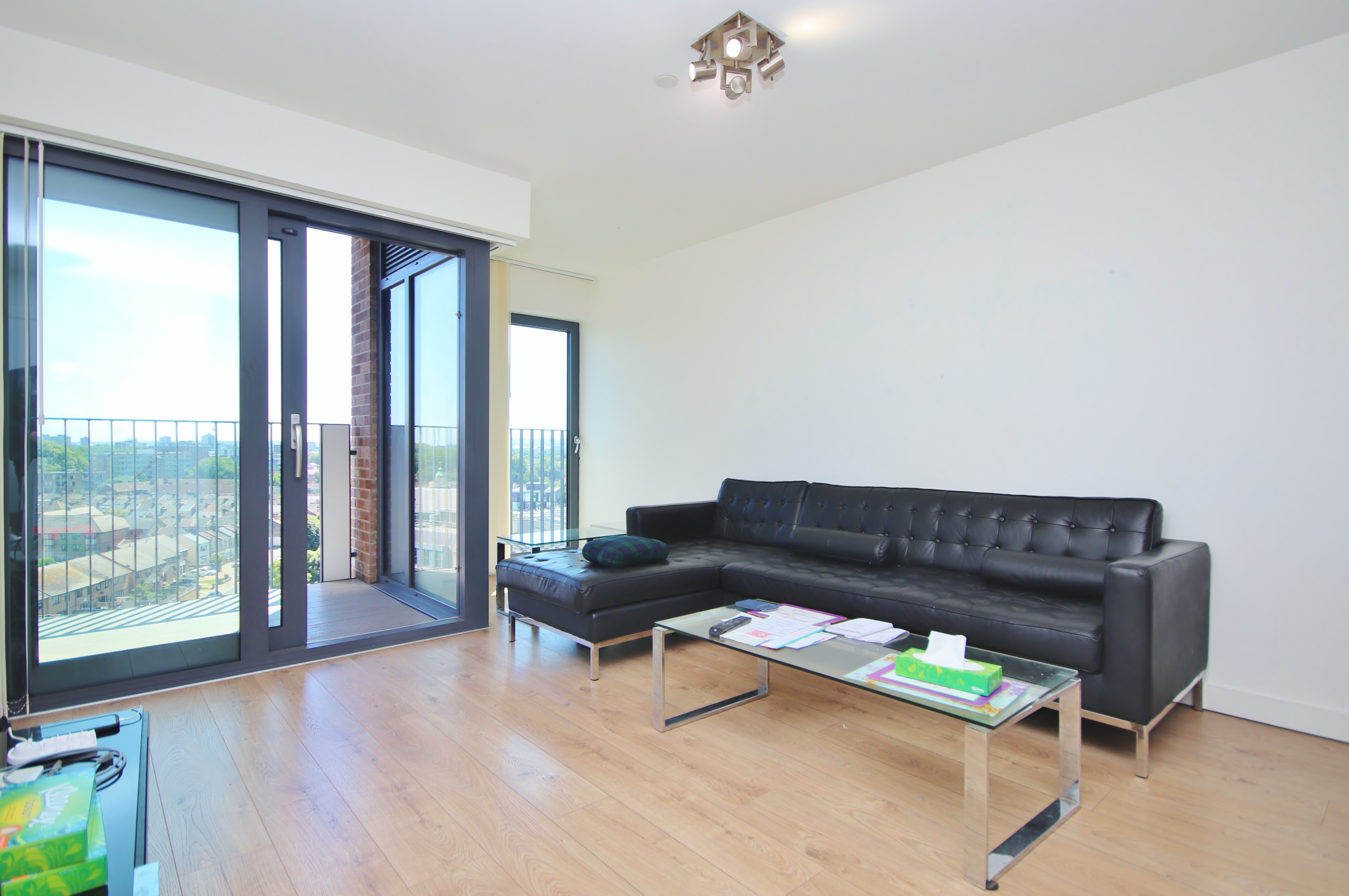 1 bed flat to rent in Azure Building, London 1