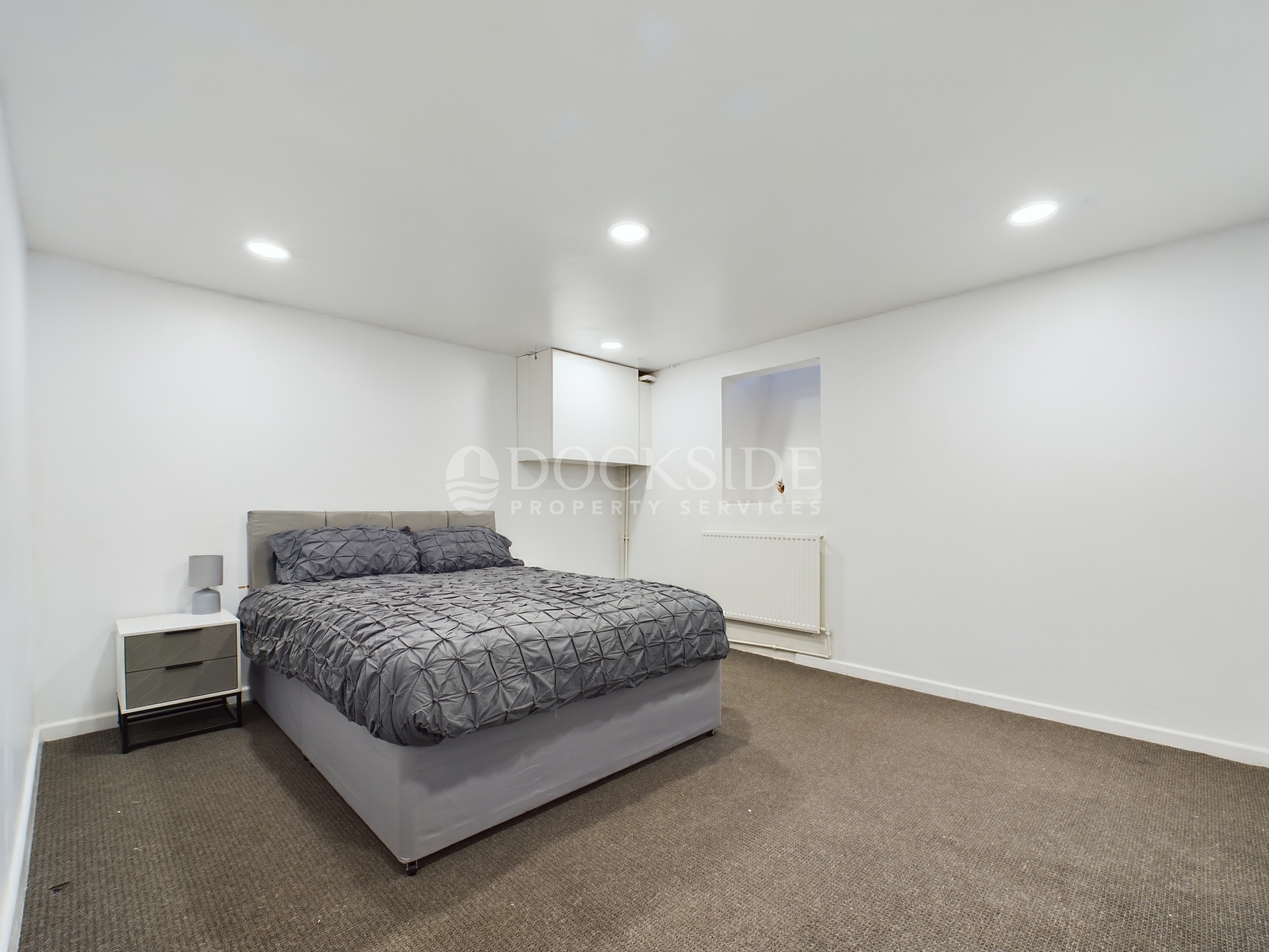 1 bed to rent in Theodore Place, Gillingham - Property Image 1