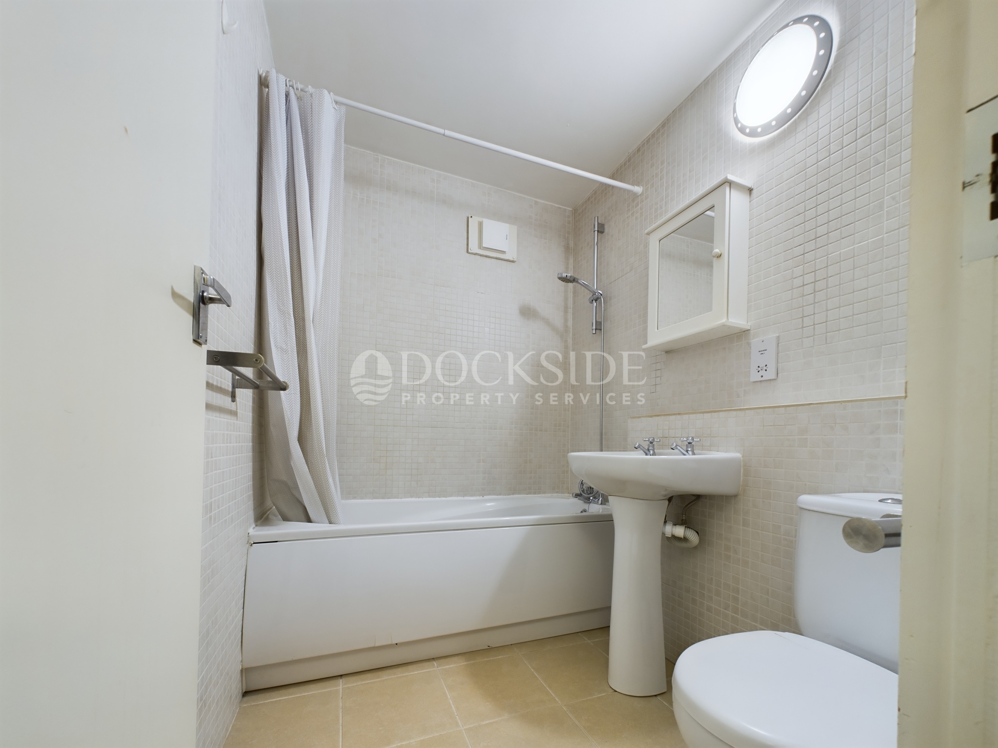 1 bed flat to rent in Chart House, London 7